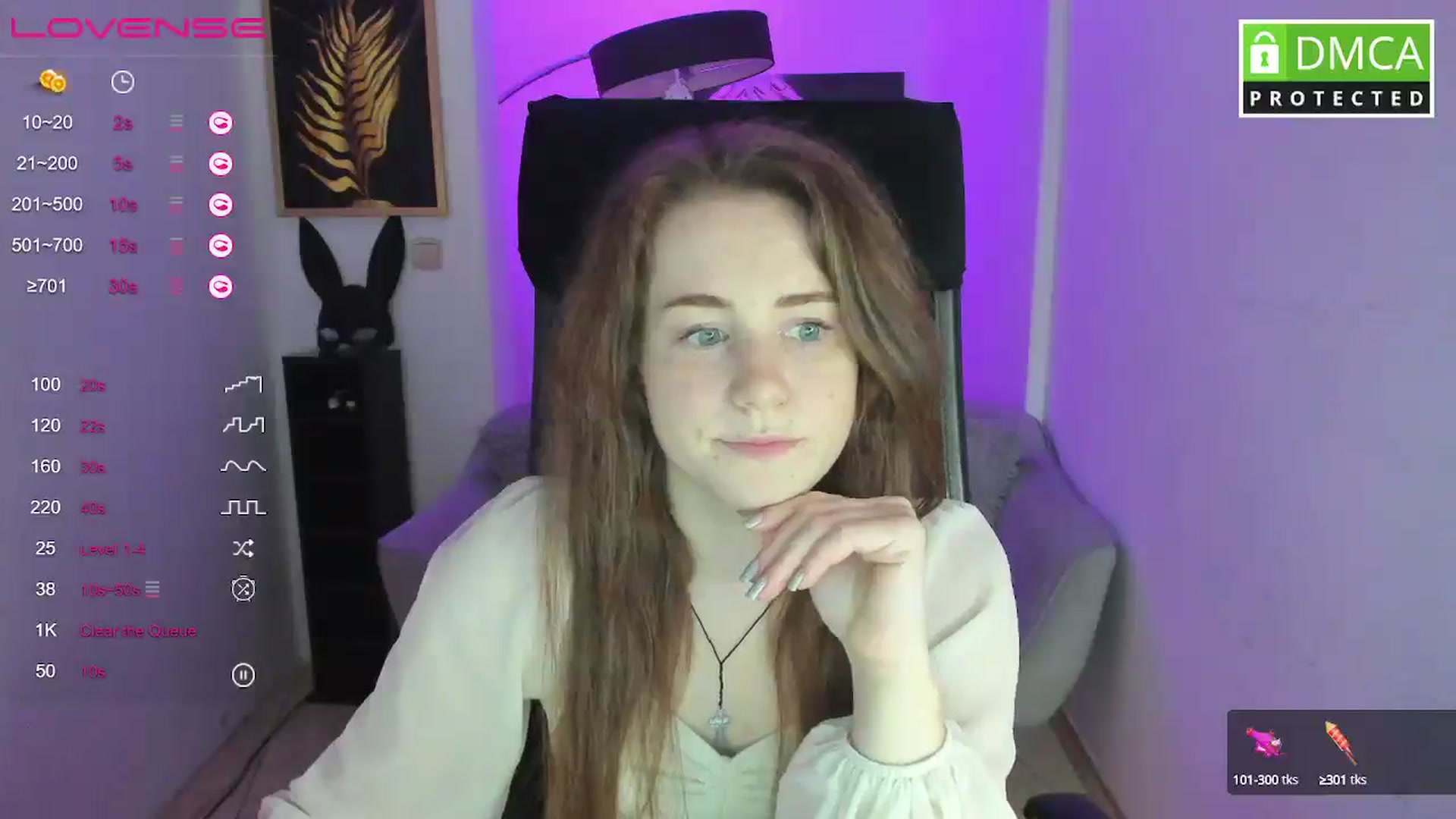 Gallery image thumbnail from Moonshinee's myfreecams stream on, 03/14/2025, 14:01 image 15 of 20