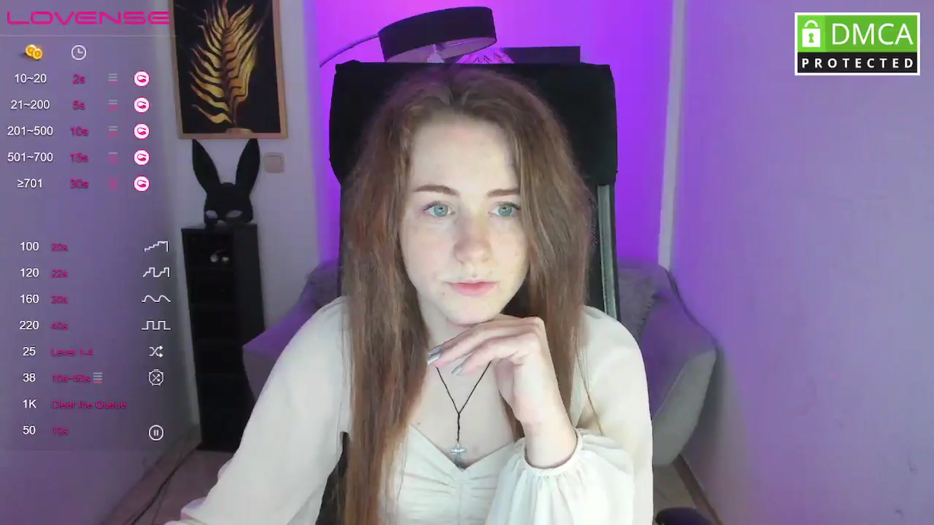 Gallery image thumbnail from Moonshinee's myfreecams stream on, 03/14/2025, 14:01 image 6 of 20