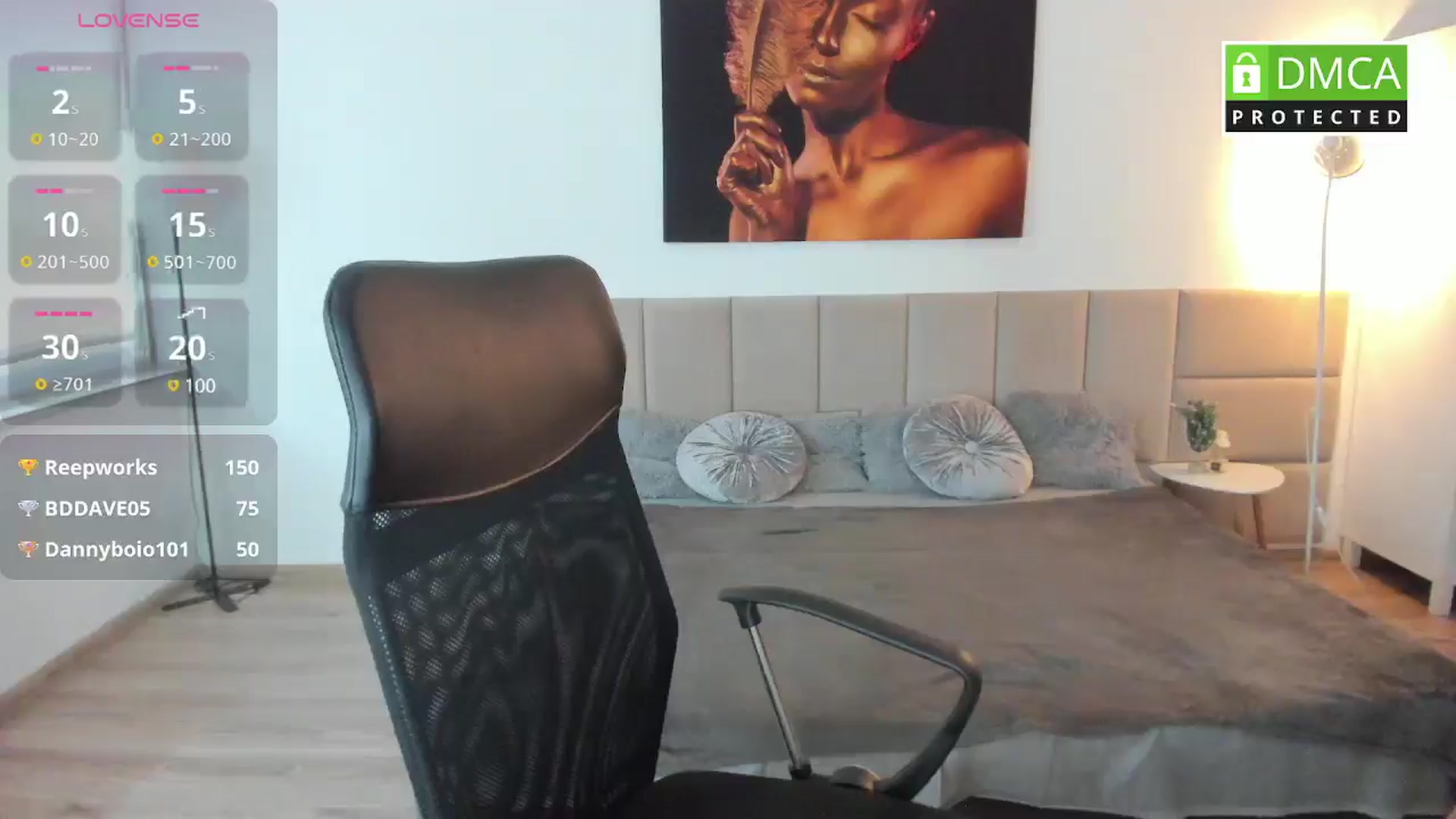 Gallery image thumbnail from Moonshinee's myfreecams stream on, 03/23/2025, 16:15 image 16 of 20