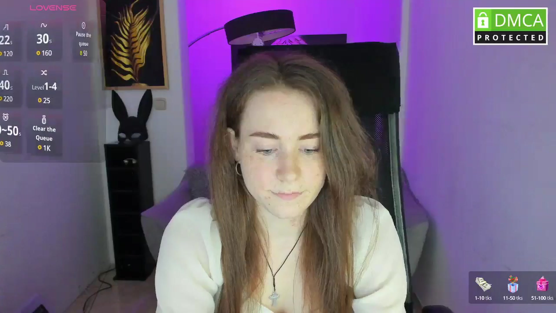 Gallery image thumbnail from Moonshinee's myfreecams stream on, 04/16/2025, 13:21 image 8 of 20