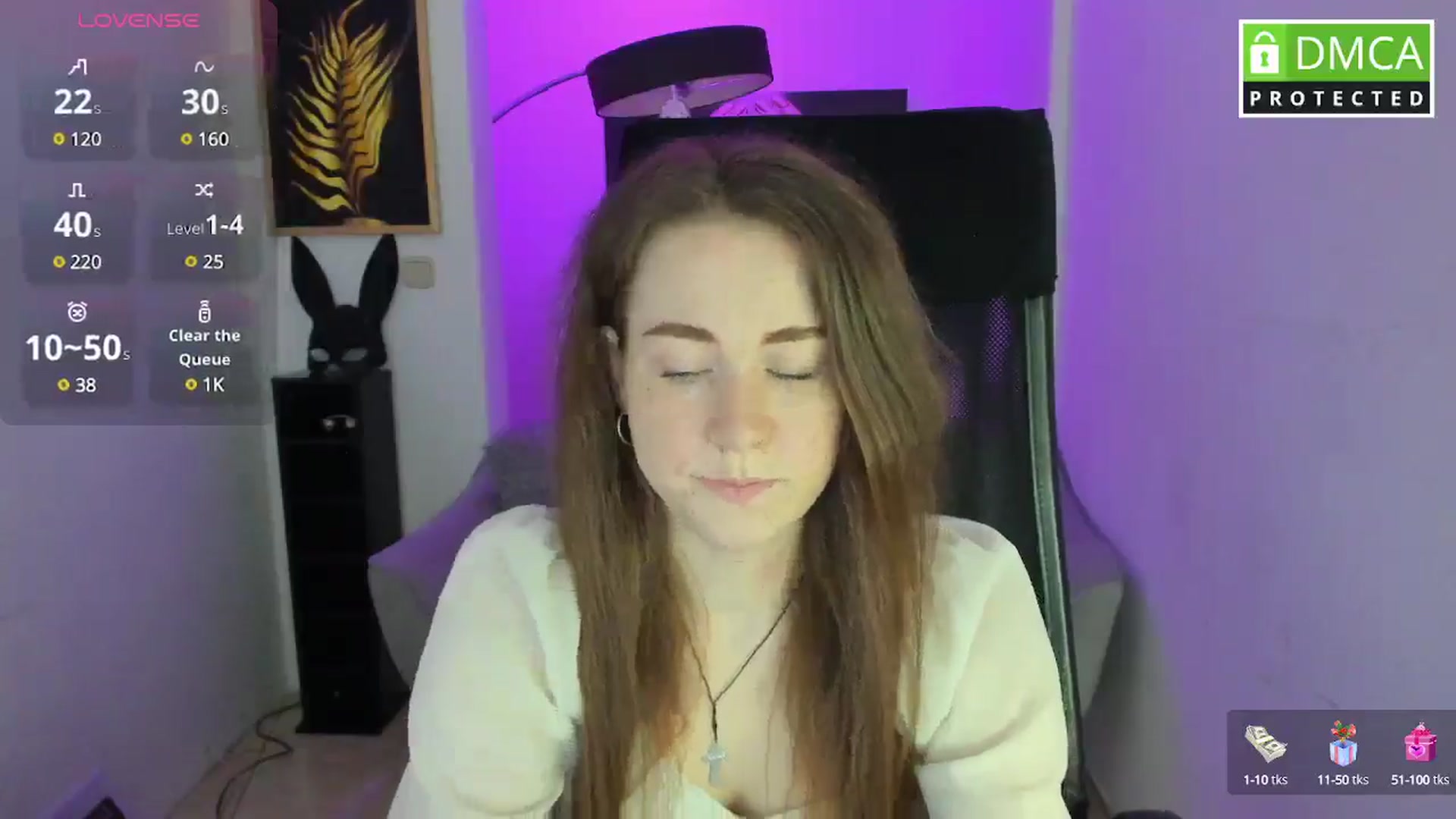 Gallery image thumbnail from Moonshinee's myfreecams stream on, 04/16/2025, 13:21 image 16 of 20