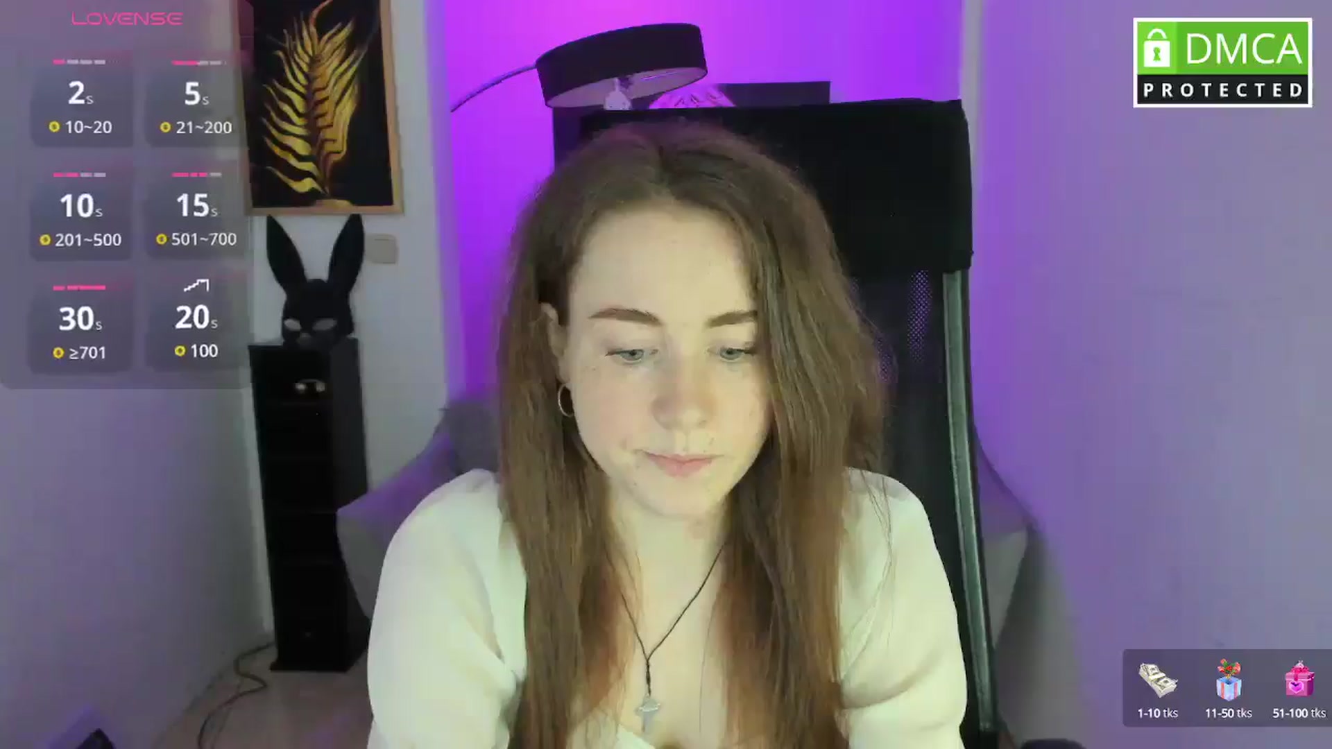 Gallery image thumbnail from Moonshinee's myfreecams stream on, 04/16/2025, 13:21 image 9 of 20