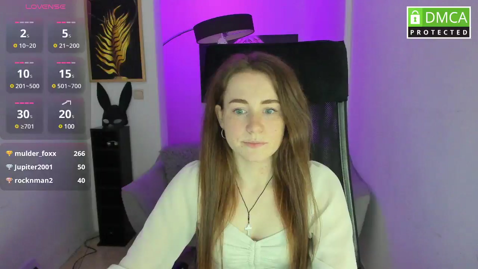 Gallery image thumbnail from Moonshinee's myfreecams stream on, 04/16/2025, 14:38 image 9 of 20