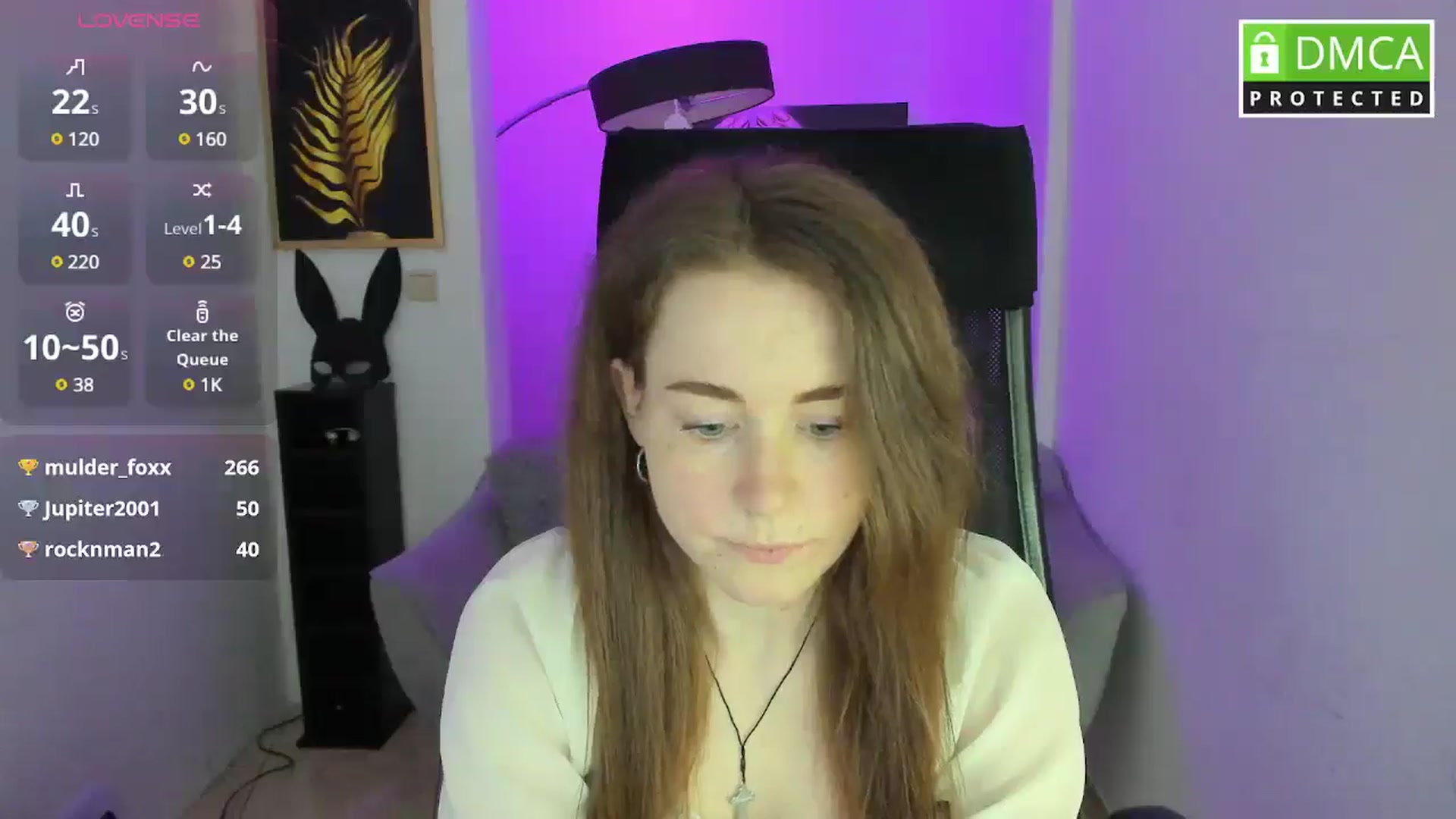 Gallery image thumbnail from Moonshinee's myfreecams stream on, 04/16/2025, 14:38 image 6 of 20