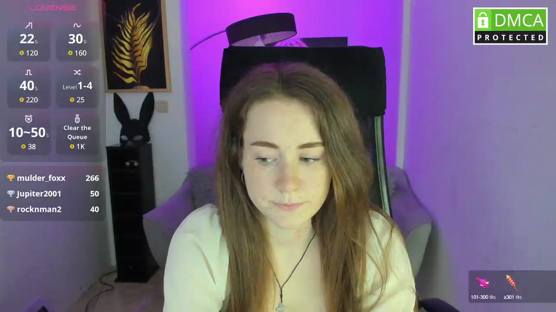 Gallery image thumbnail from Moonshinee's myfreecams stream on, 04/16/2025, 15:31 image 6 of 20