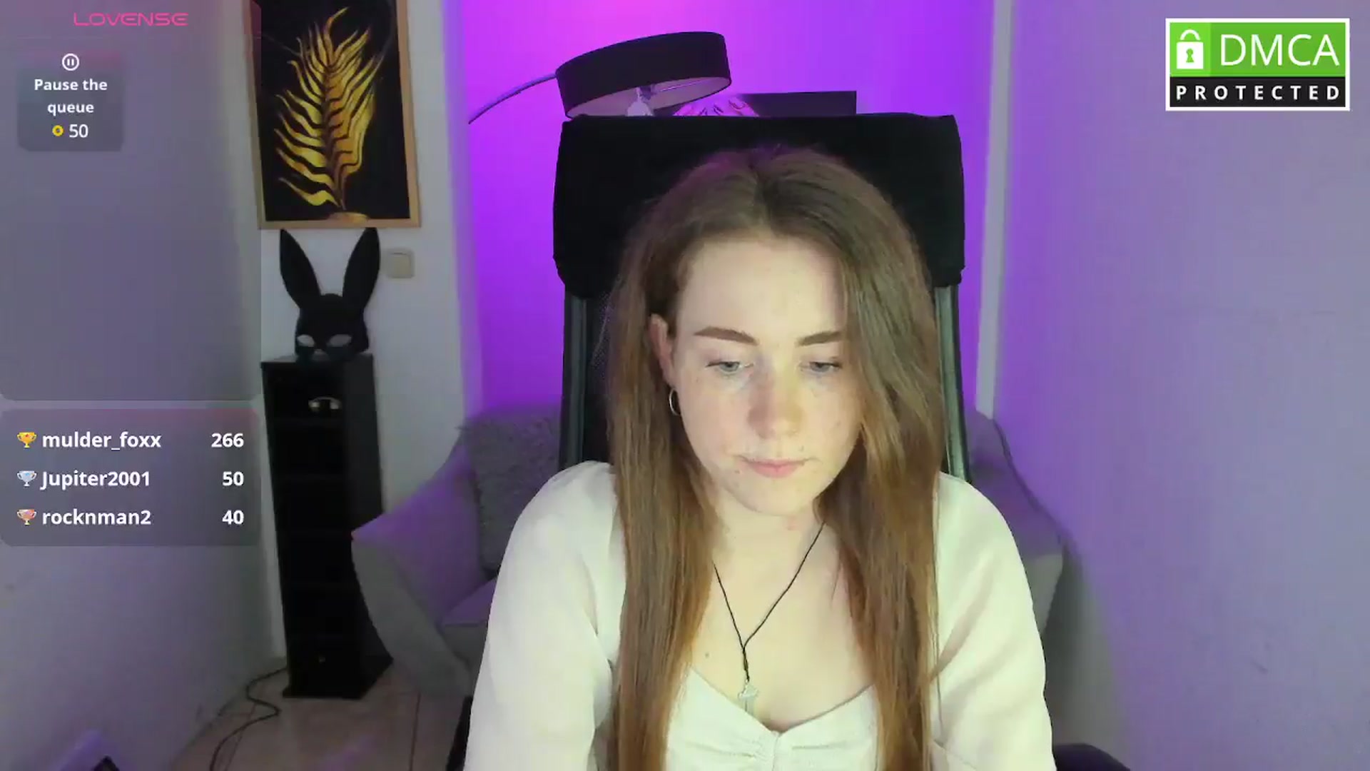 Gallery image thumbnail from Moonshinee's myfreecams stream on, 04/16/2025, 15:31 image 11 of 20