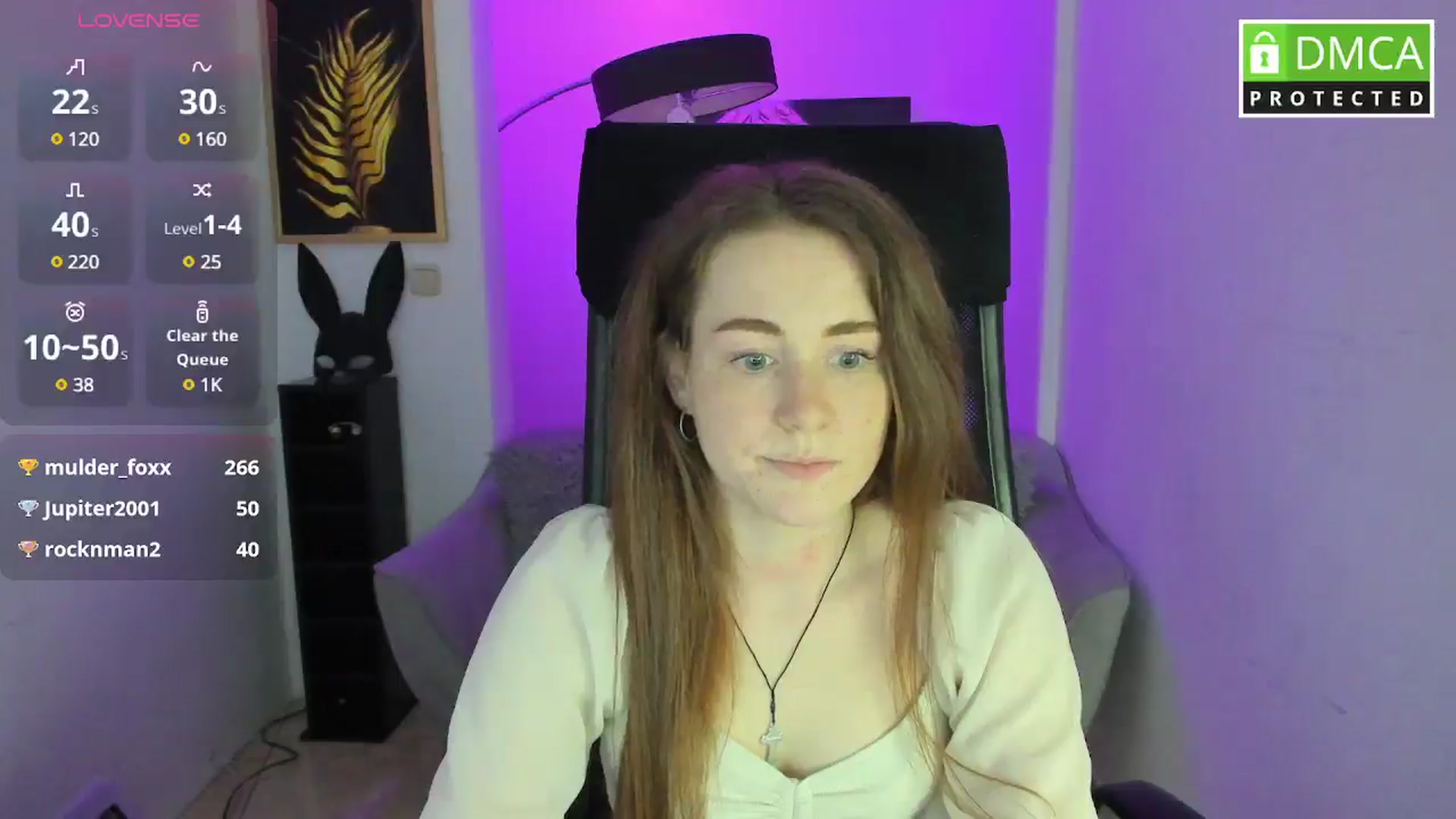 Gallery image thumbnail from Moonshinee's myfreecams stream on, 04/16/2025, 15:31 image 2 of 20