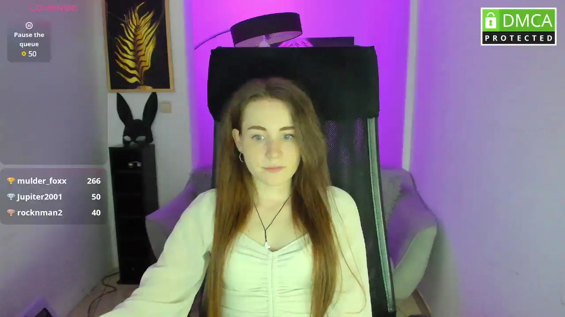 Gallery image thumbnail from Moonshinee's myfreecams stream on, 04/16/2025, 16:39 image 8 of 20