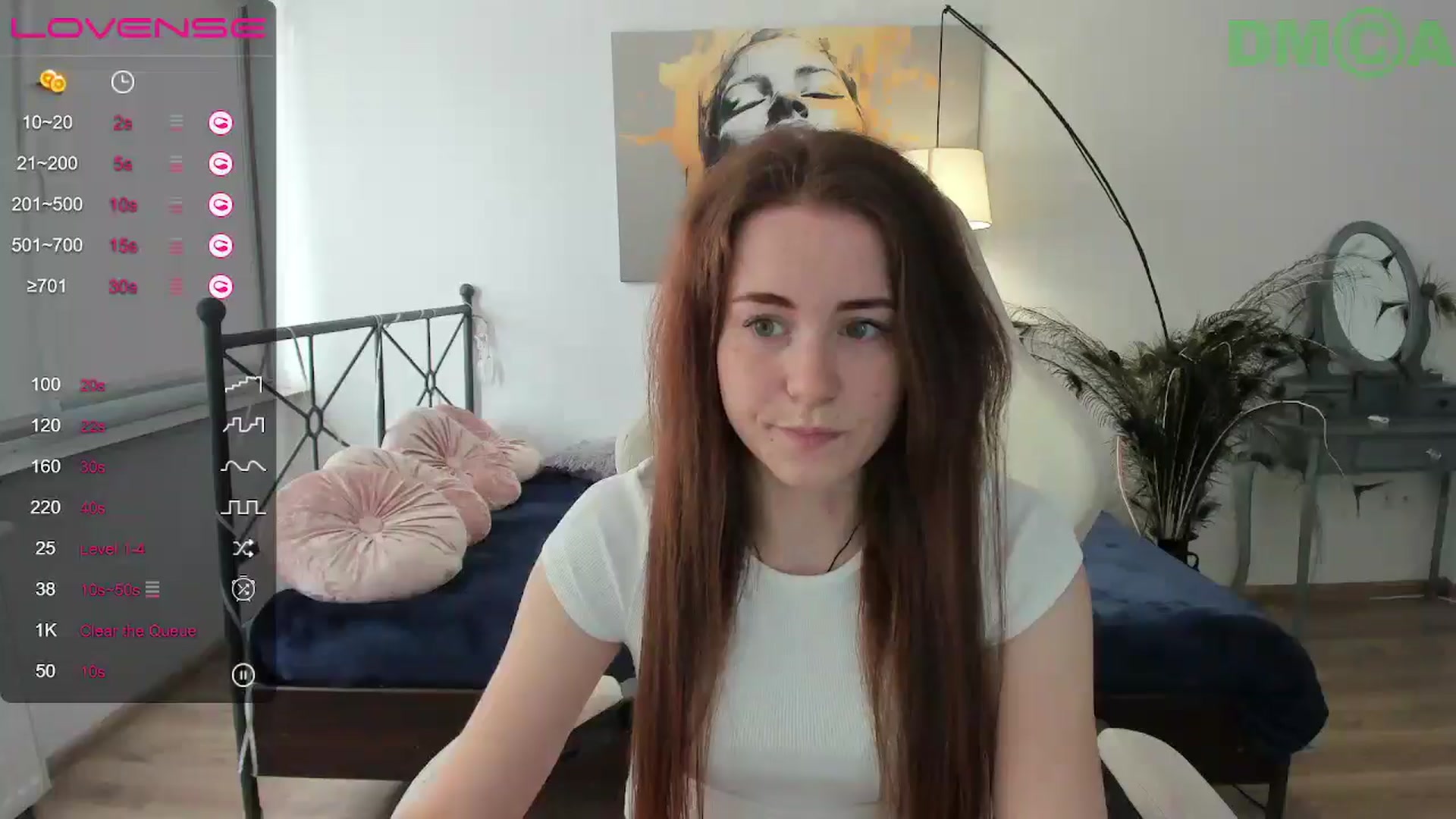 Gallery image thumbnail from Moonshinee's myfreecams stream on, 04/17/2025, 13:11 image 6 of 20
