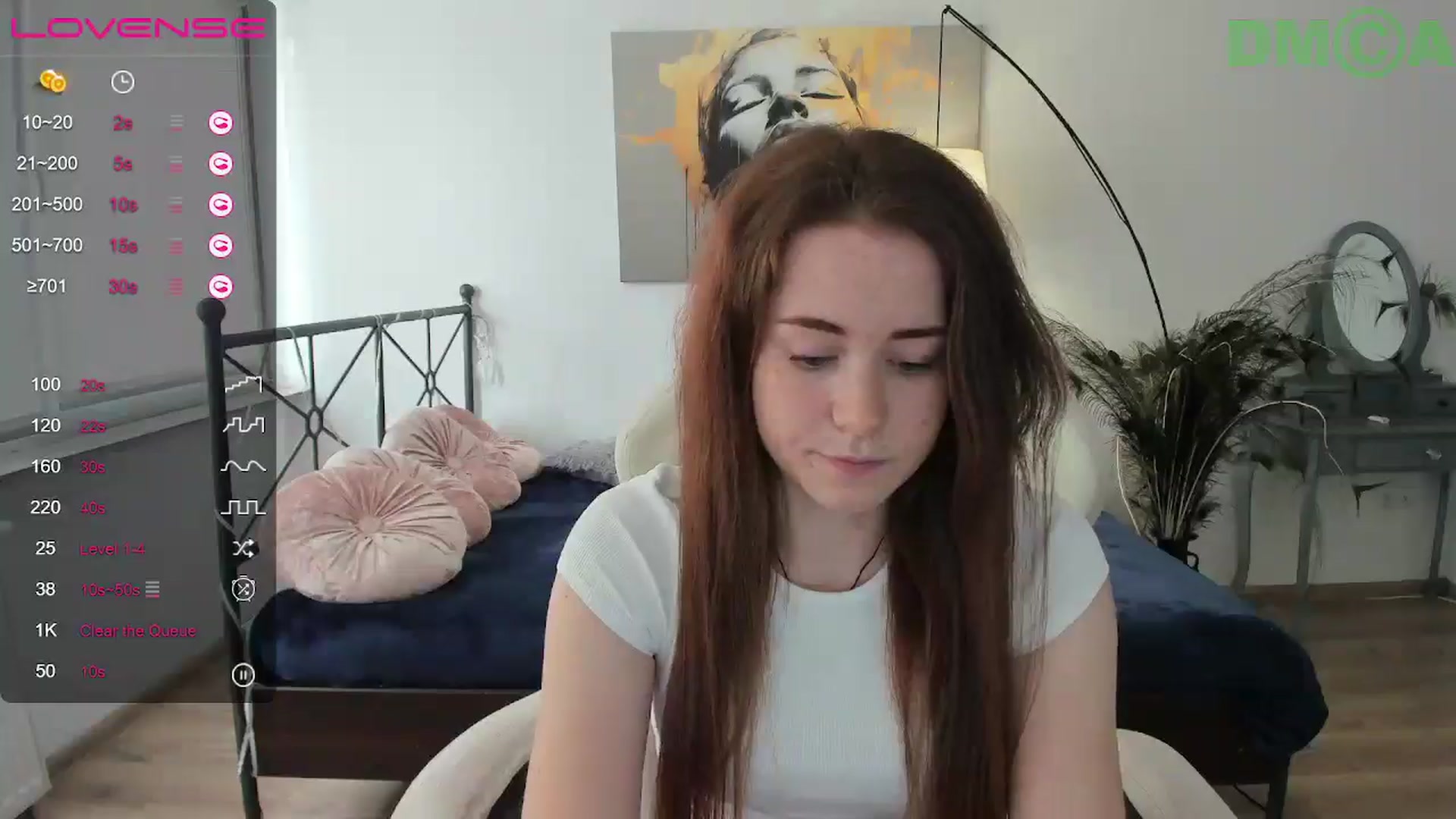 Gallery image thumbnail from Moonshinee's myfreecams stream on, 04/17/2025, 13:11 image 8 of 20