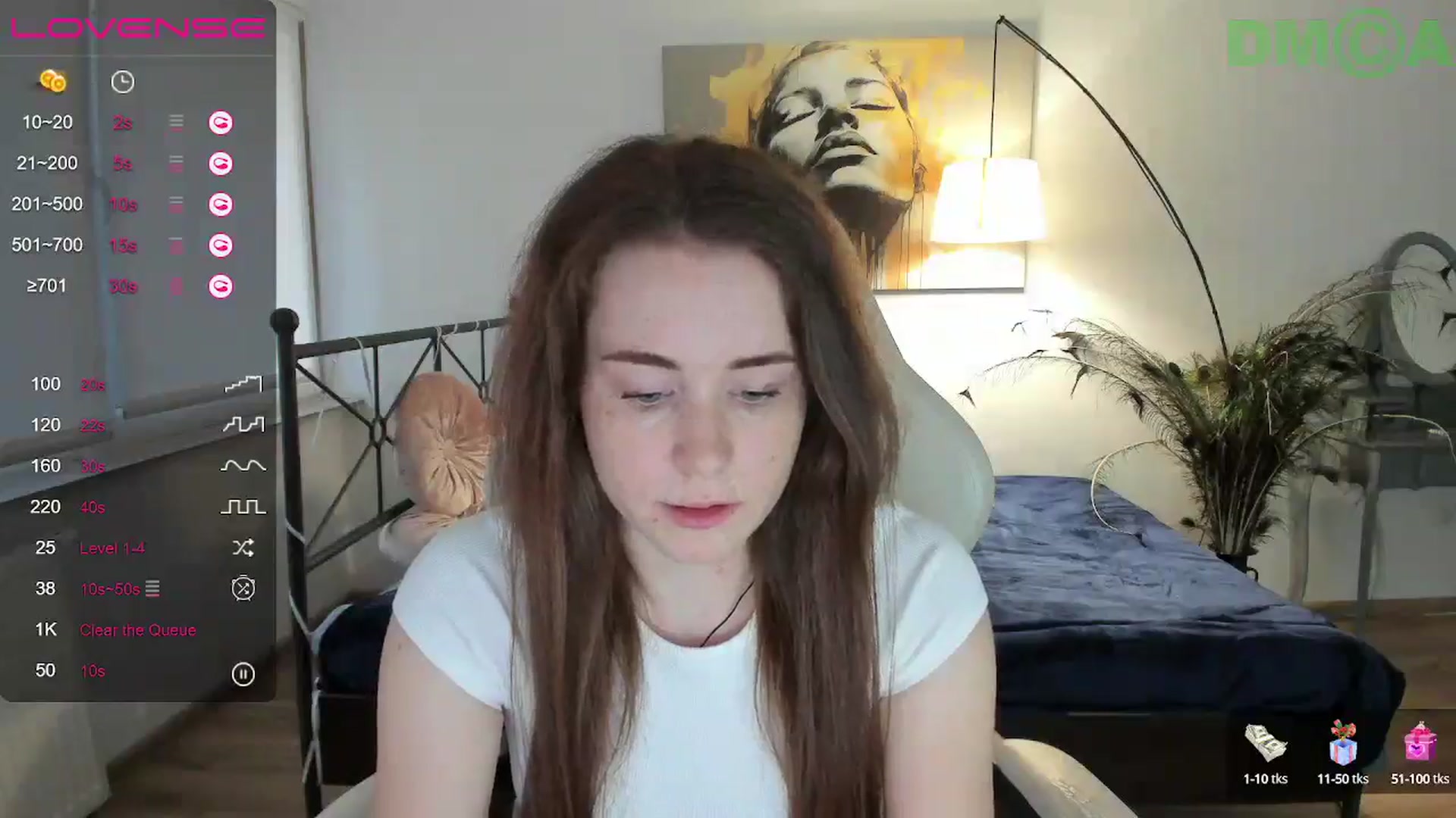 Gallery image thumbnail from Moonshinee's myfreecams stream on, 04/17/2025, 17:39 image 4 of 20