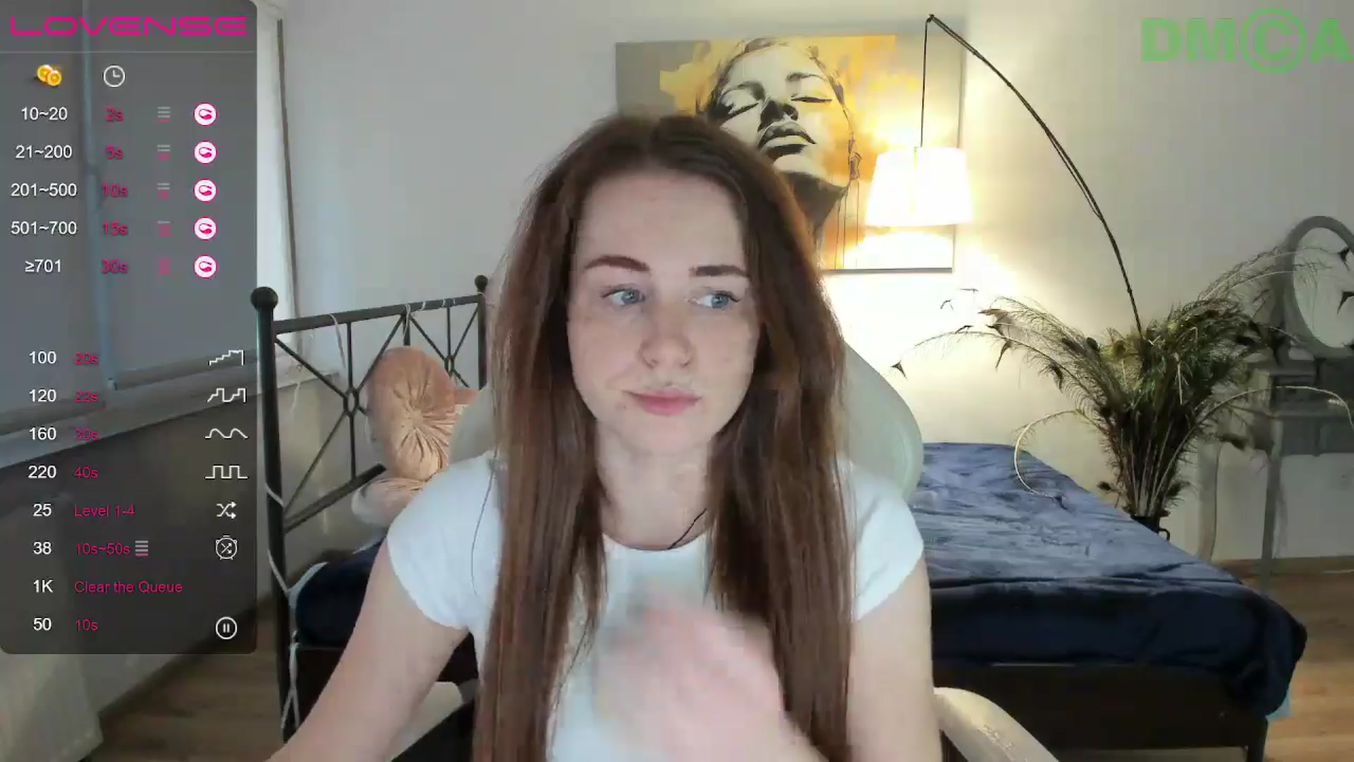 Gallery image thumbnail from Moonshinee's myfreecams stream on, 04/17/2025, 17:39 image 6 of 20