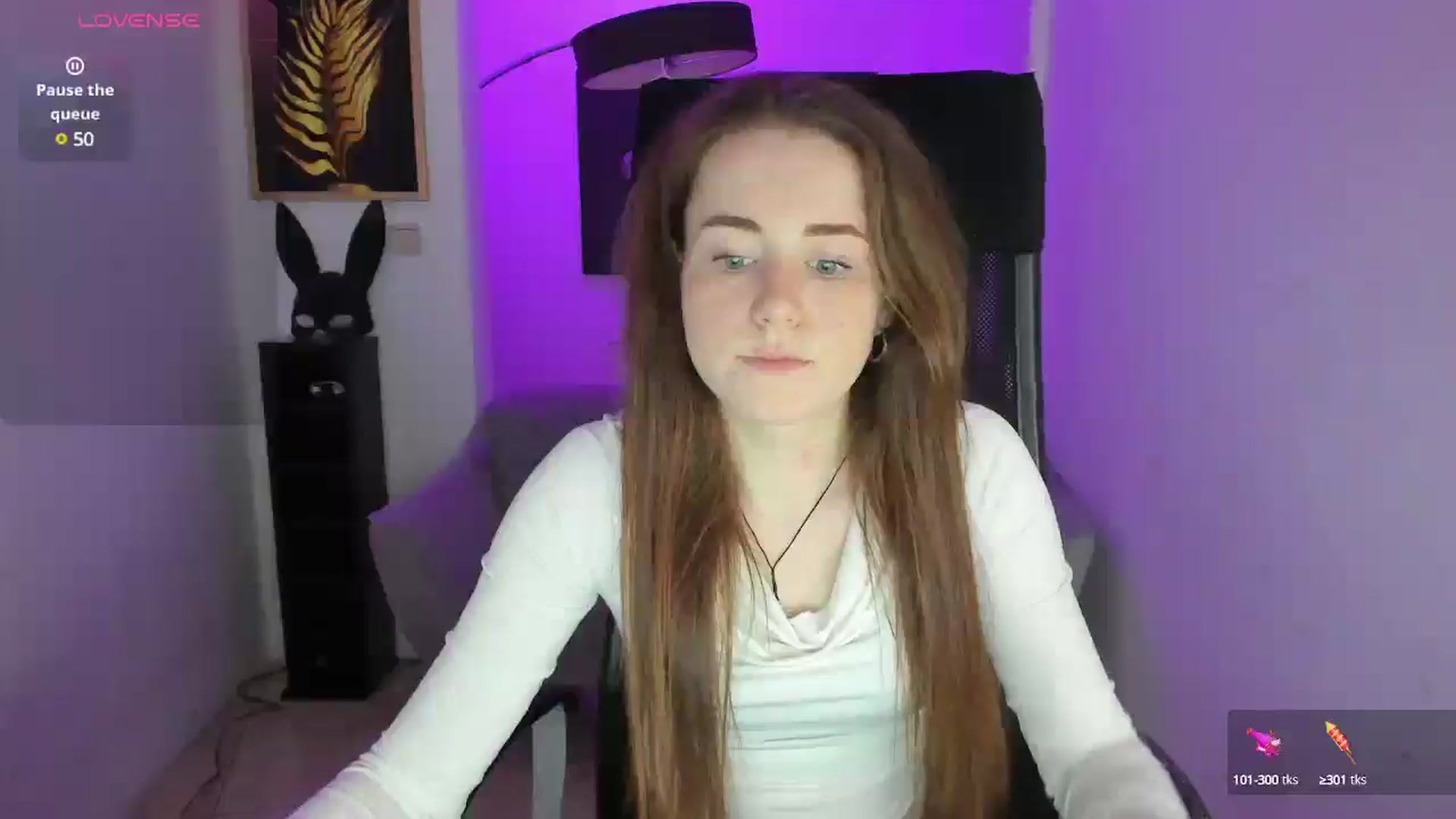 Gallery image thumbnail from Moonshinee's myfreecams stream on, 04/18/2025, 12:49 image 6 of 20