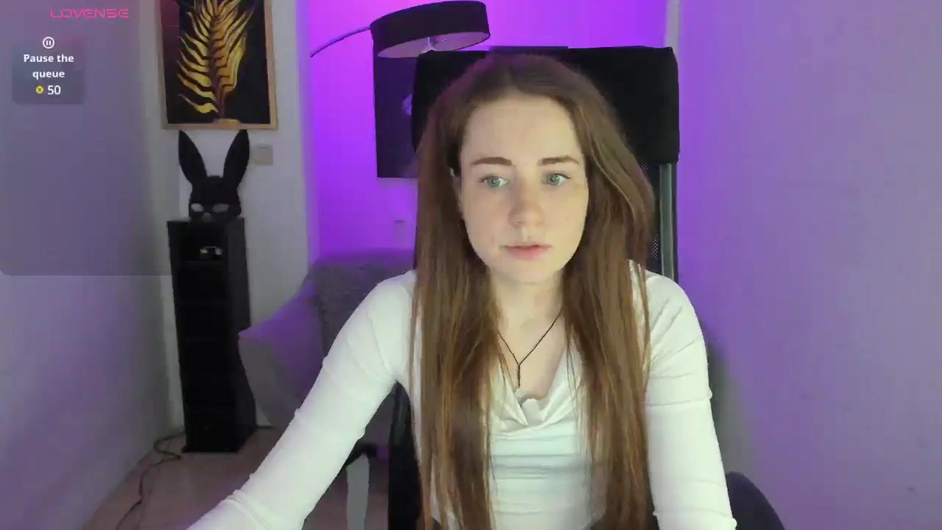 Gallery image thumbnail from Moonshinee's myfreecams stream on, 04/18/2025, 12:49 image 10 of 20