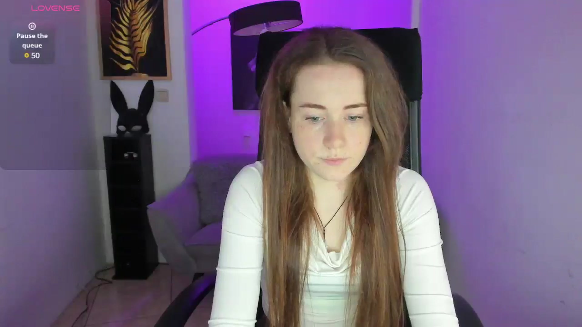 Gallery image thumbnail from Moonshinee's myfreecams stream on, 04/18/2025, 12:49 image 4 of 20