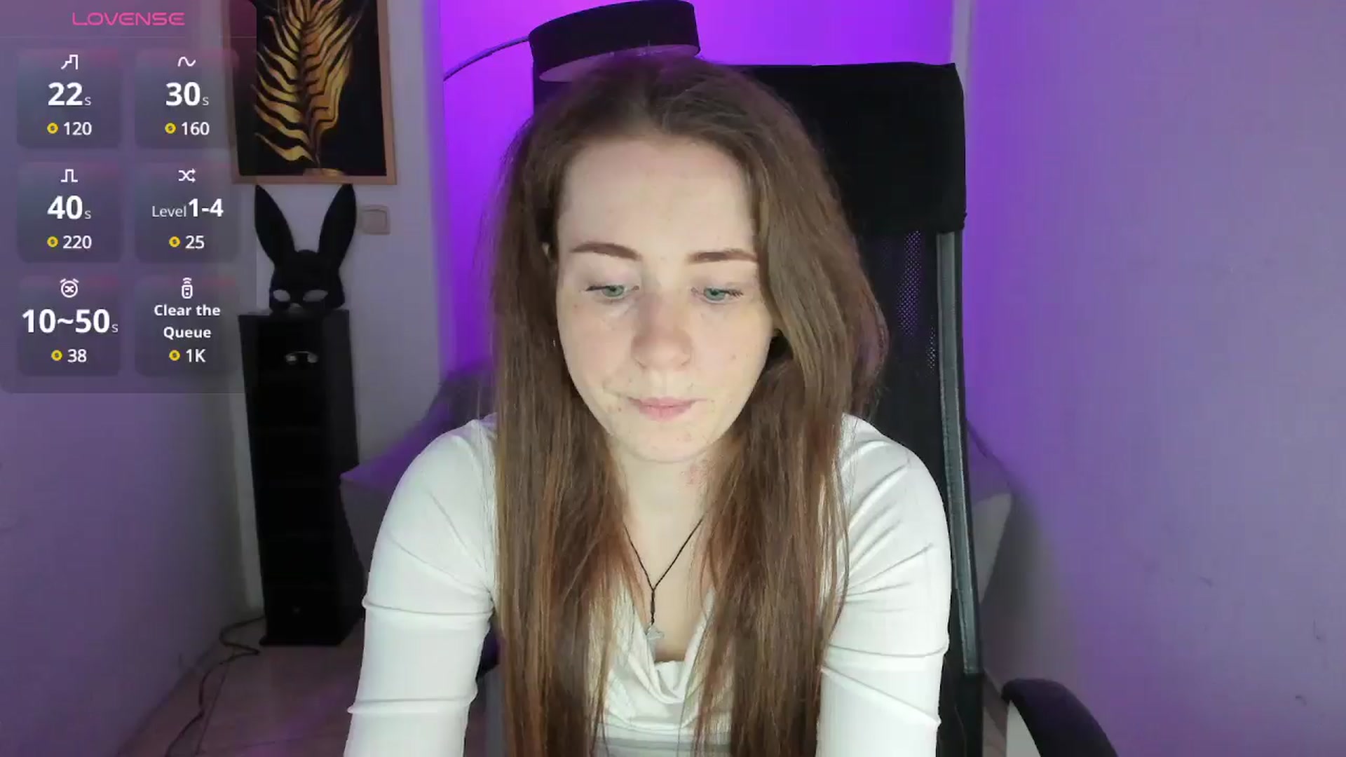 Gallery image thumbnail from Moonshinee's myfreecams stream on, 04/18/2025, 12:49 image 2 of 20