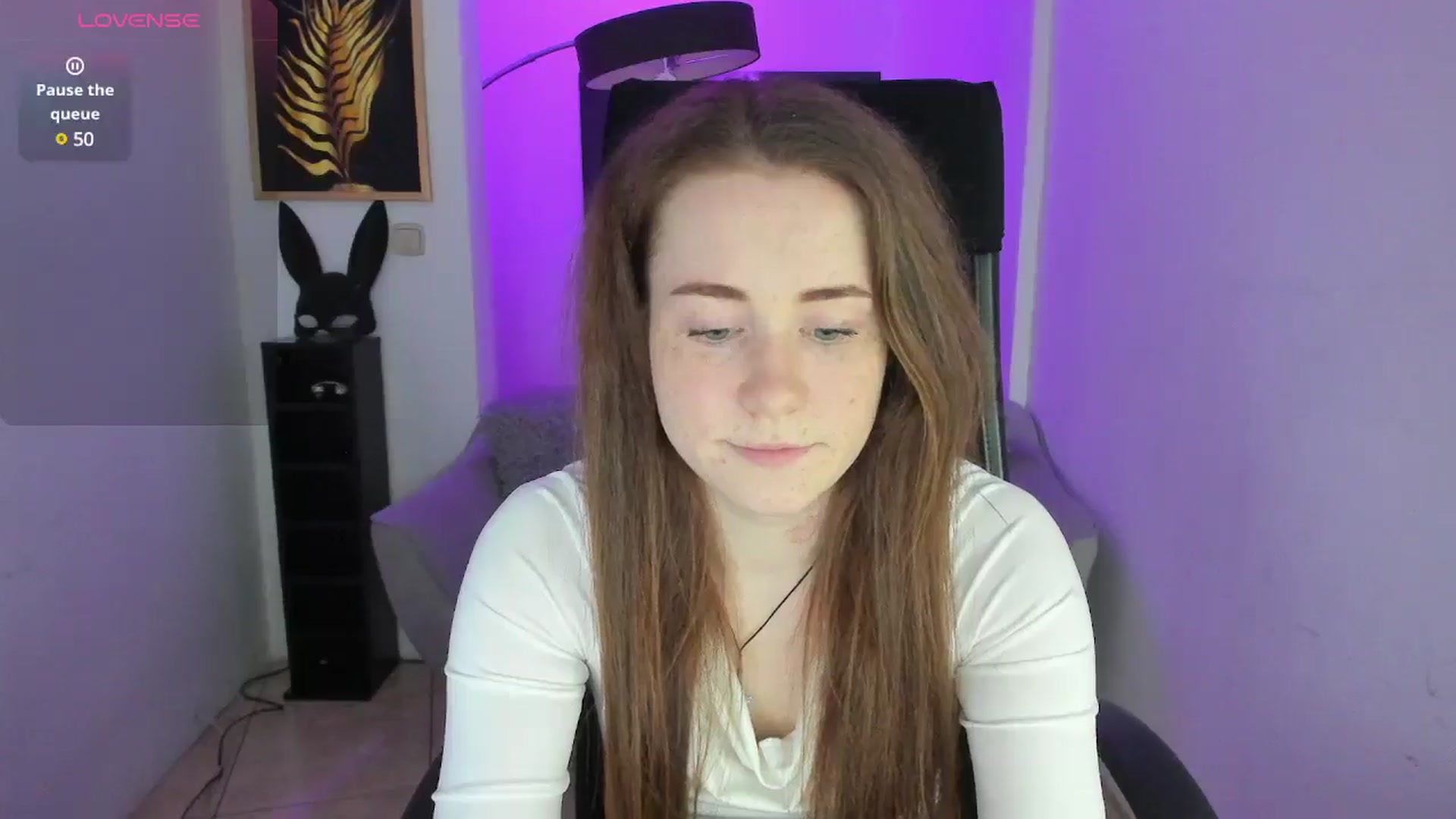 Gallery image thumbnail from Moonshinee's myfreecams stream on, 04/18/2025, 12:49 image 17 of 20