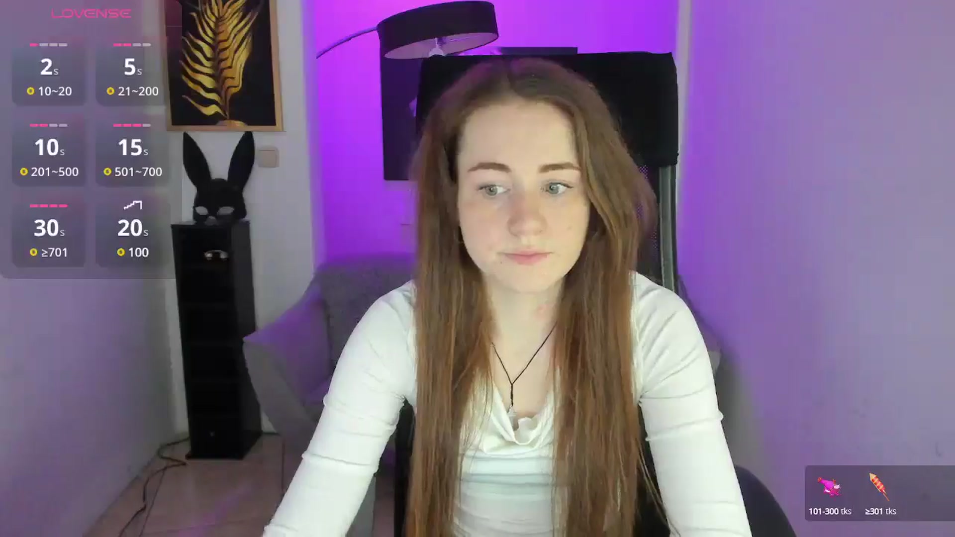 Gallery image thumbnail from Moonshinee's myfreecams stream on, 04/18/2025, 12:49 image 14 of 20