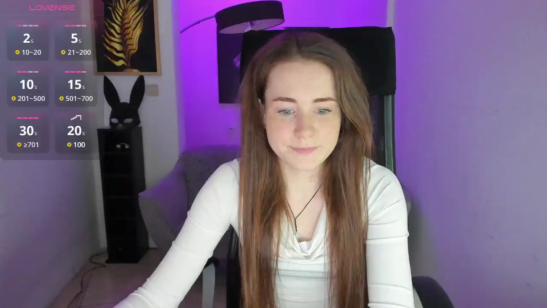 Gallery image thumbnail from Moonshinee's myfreecams stream on, 04/18/2025, 12:49 image 5 of 20