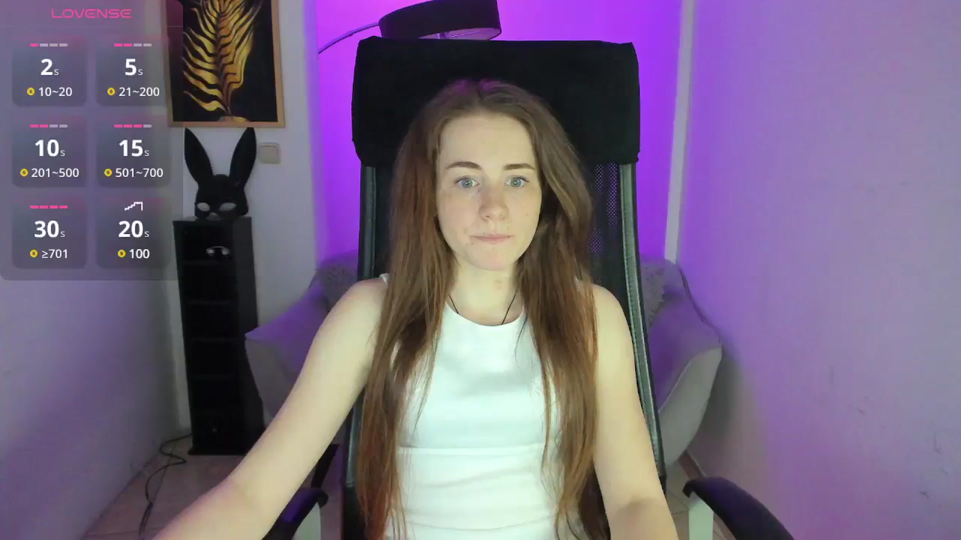 Gallery image thumbnail from Moonshinee's myfreecams stream on, 04/18/2025, 14:09 image 11 of 20