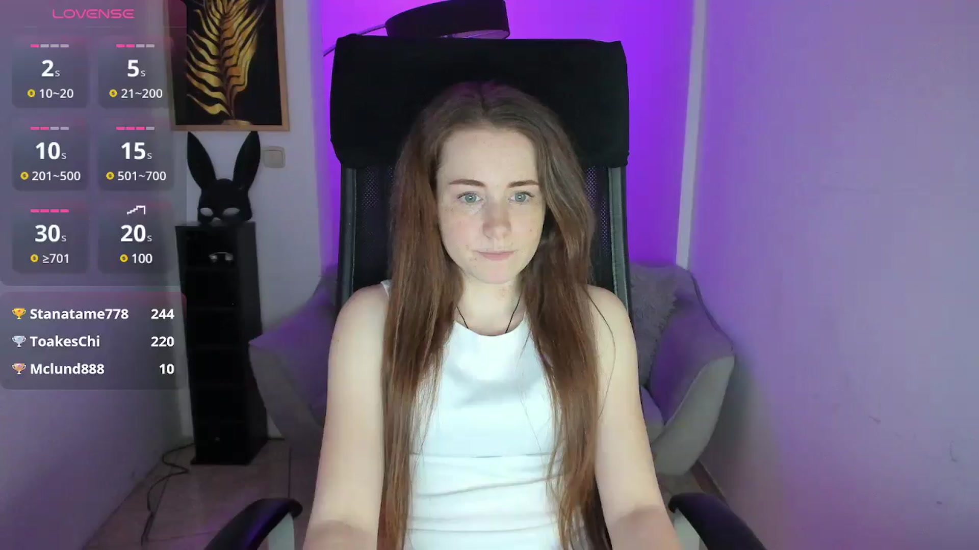 Gallery image thumbnail from Moonshinee's myfreecams stream on, 04/18/2025, 14:09 image 18 of 20
