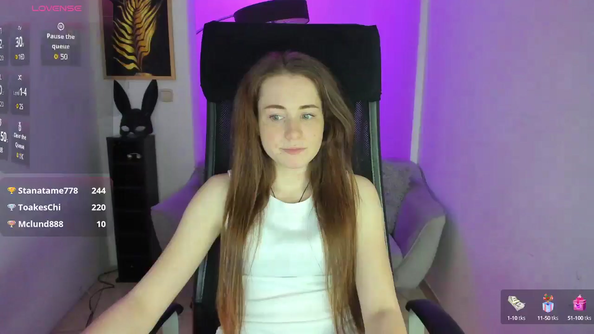 Gallery image thumbnail from Moonshinee's myfreecams stream on, 04/18/2025, 14:09 image 19 of 20