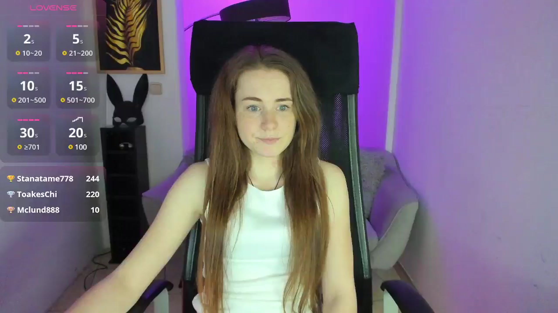 Gallery image thumbnail from Moonshinee's myfreecams stream on, 04/18/2025, 14:09 image 20 of 20