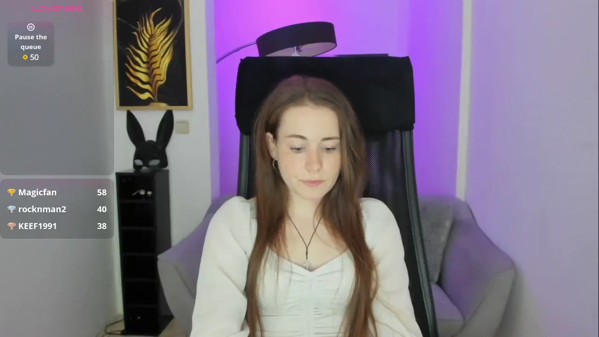 Gallery image thumbnail from Moonshinee's myfreecams stream on, 04/27/2025, 12:55 image 16 of 20