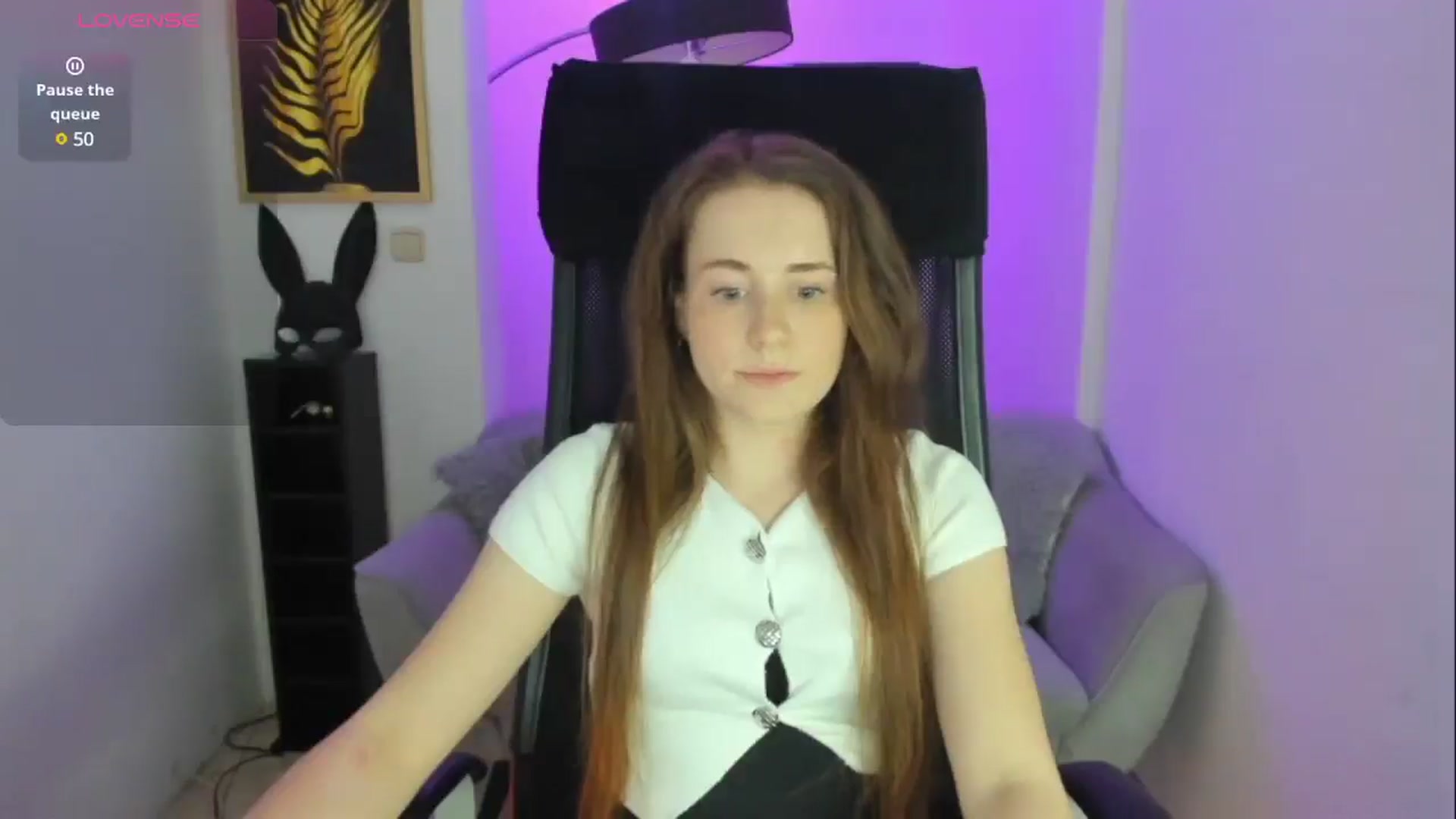 Gallery image thumbnail from Moonshinee's myfreecams stream on, 05/01/2025, 17:58 image 15 of 20