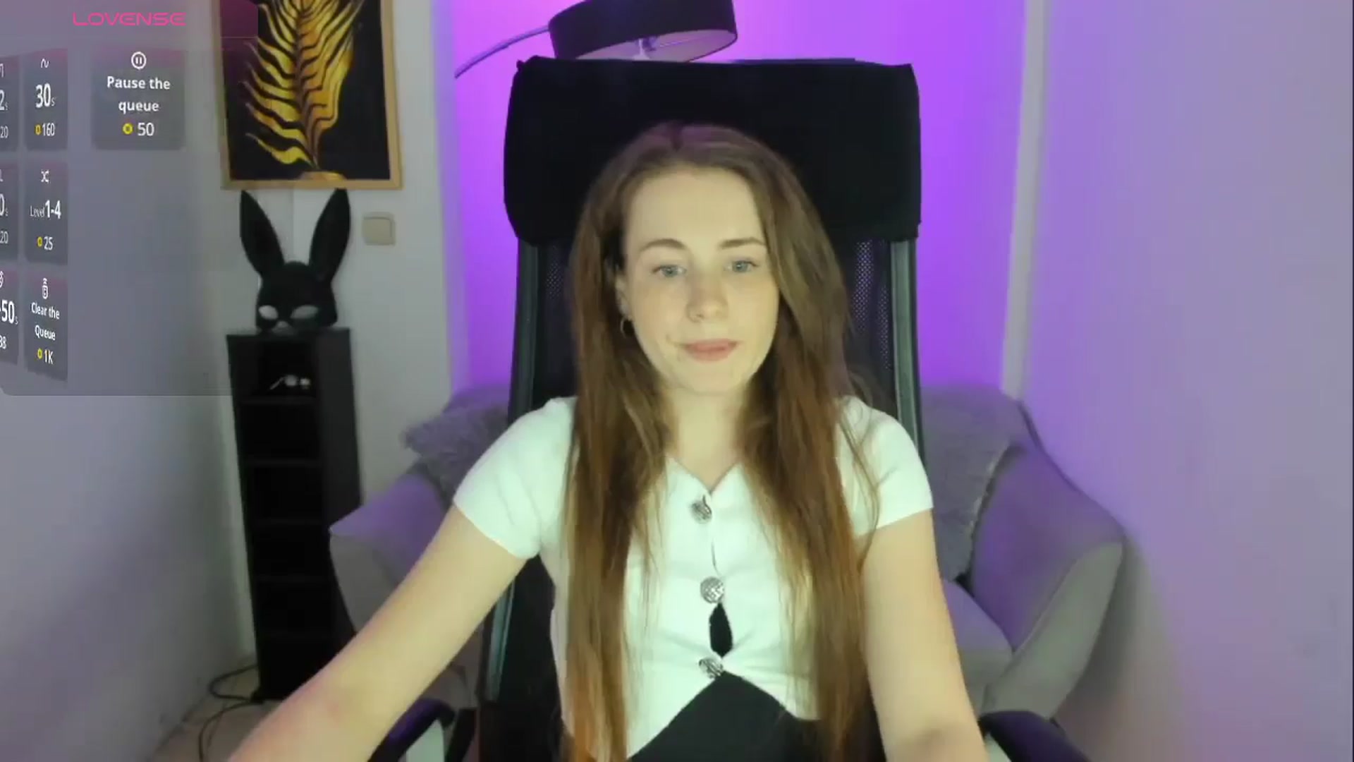 Gallery image thumbnail from Moonshinee's myfreecams stream on, 05/01/2025, 17:58 image 4 of 20