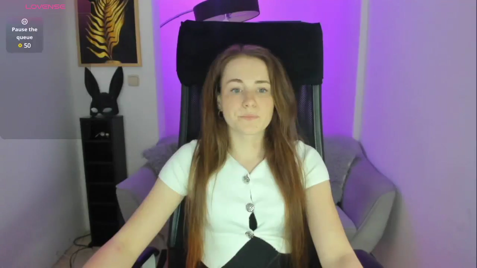 Gallery image thumbnail from Moonshinee's myfreecams stream on, 05/01/2025, 17:58 image 8 of 20