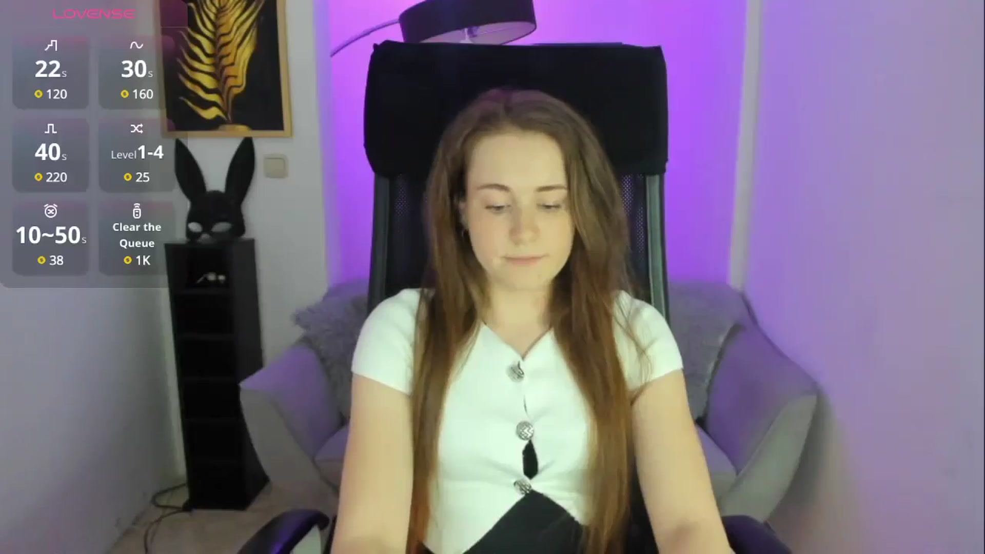 Gallery image thumbnail from Moonshinee's myfreecams stream on, 05/01/2025, 17:58 image 14 of 20