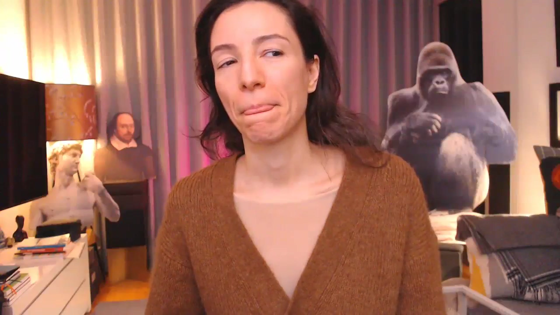 Gallery image thumbnail from Mora_Marvels's myfreecams stream on, 11/12/2023, 03:09 image 14 of 20