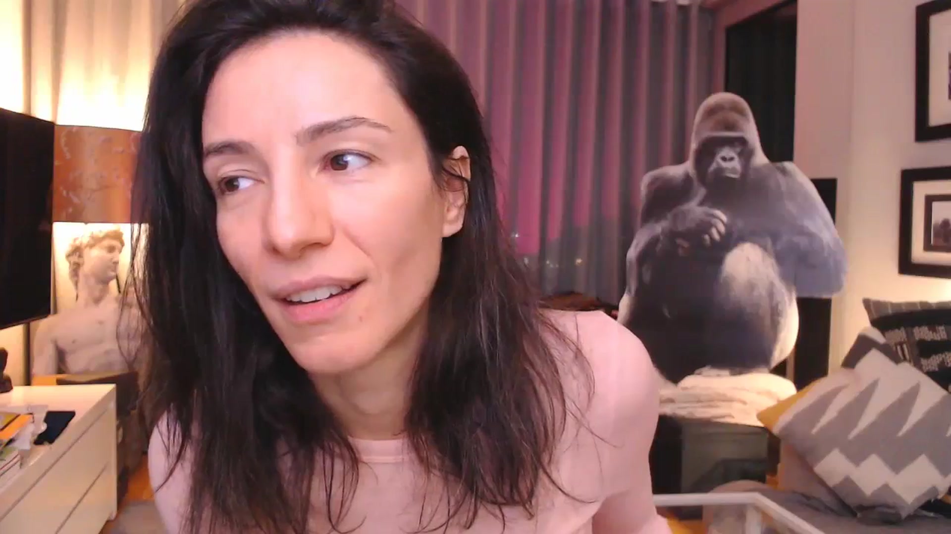 Gallery image thumbnail from Mora_Marvels's myfreecams stream on, 12/13/2023, 01:15 image 6 of 20