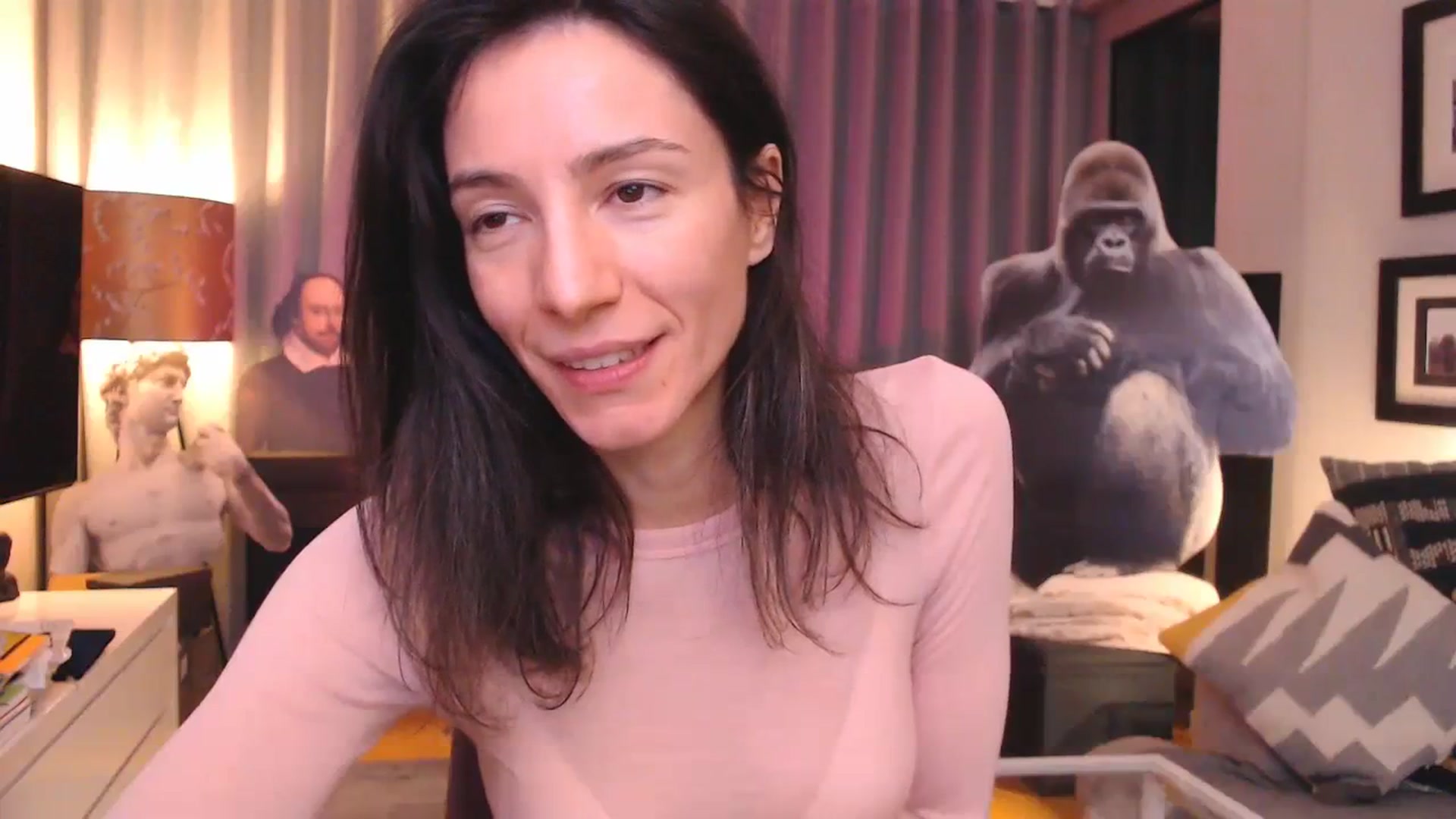 Gallery image thumbnail from Mora_Marvels's myfreecams stream on, 12/13/2023, 01:15 image 2 of 20