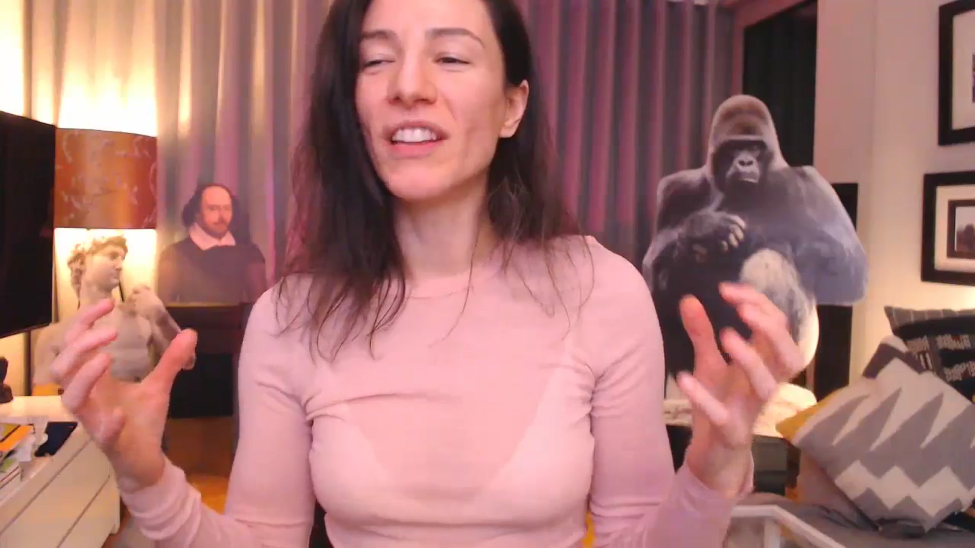 Gallery image thumbnail from Mora_Marvels's myfreecams stream on, 12/13/2023, 01:15 image 15 of 20