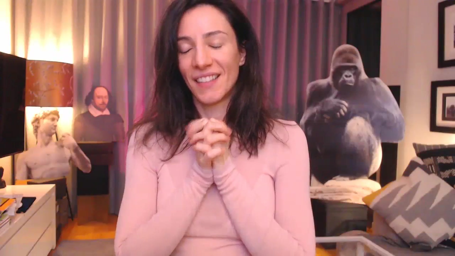 Gallery image thumbnail from Mora_Marvels's myfreecams stream on, 12/13/2023, 01:15 image 4 of 20