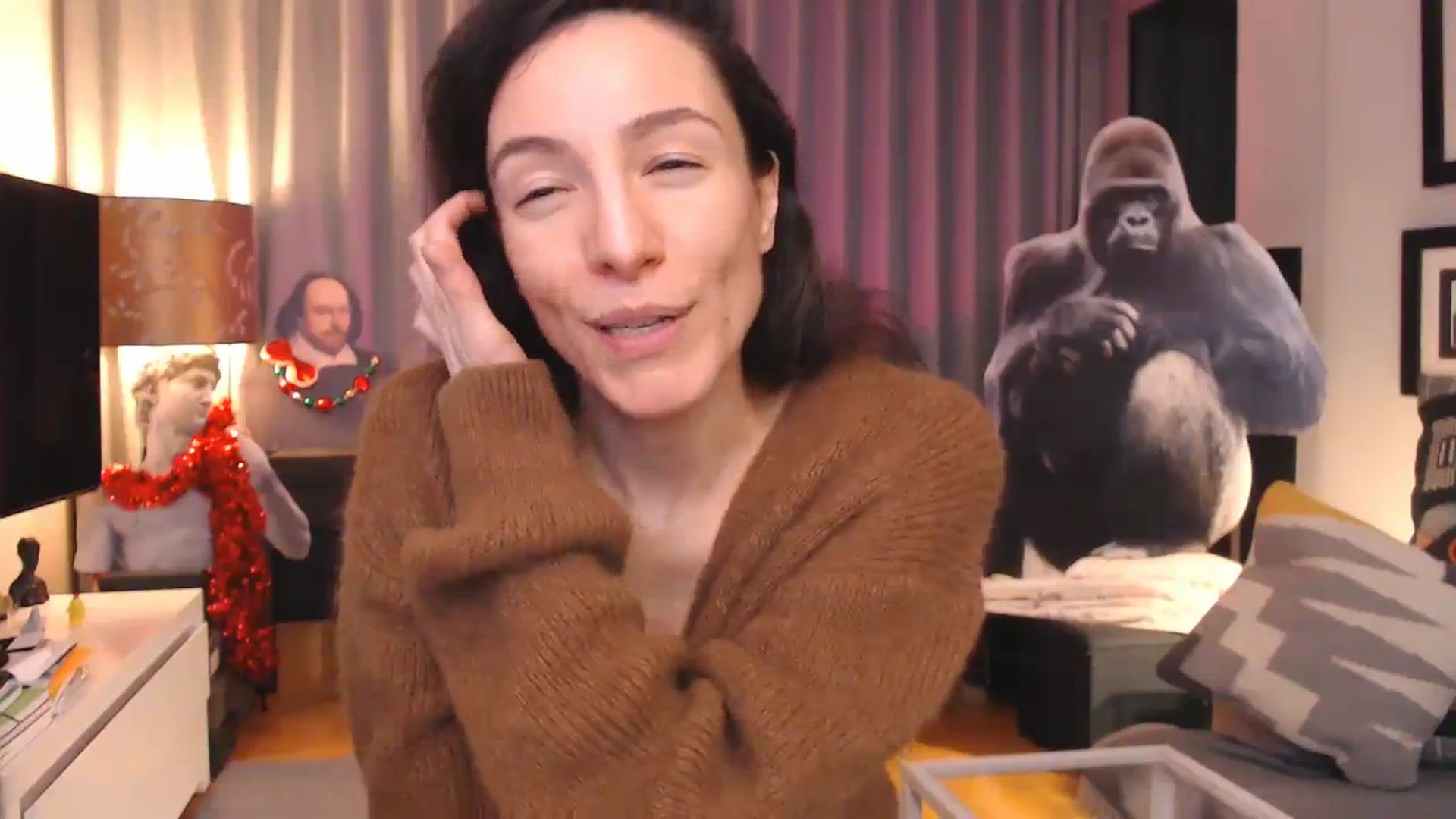 Gallery image thumbnail from Mora_Marvels's myfreecams stream on, 12/27/2023, 03:02 image 8 of 20