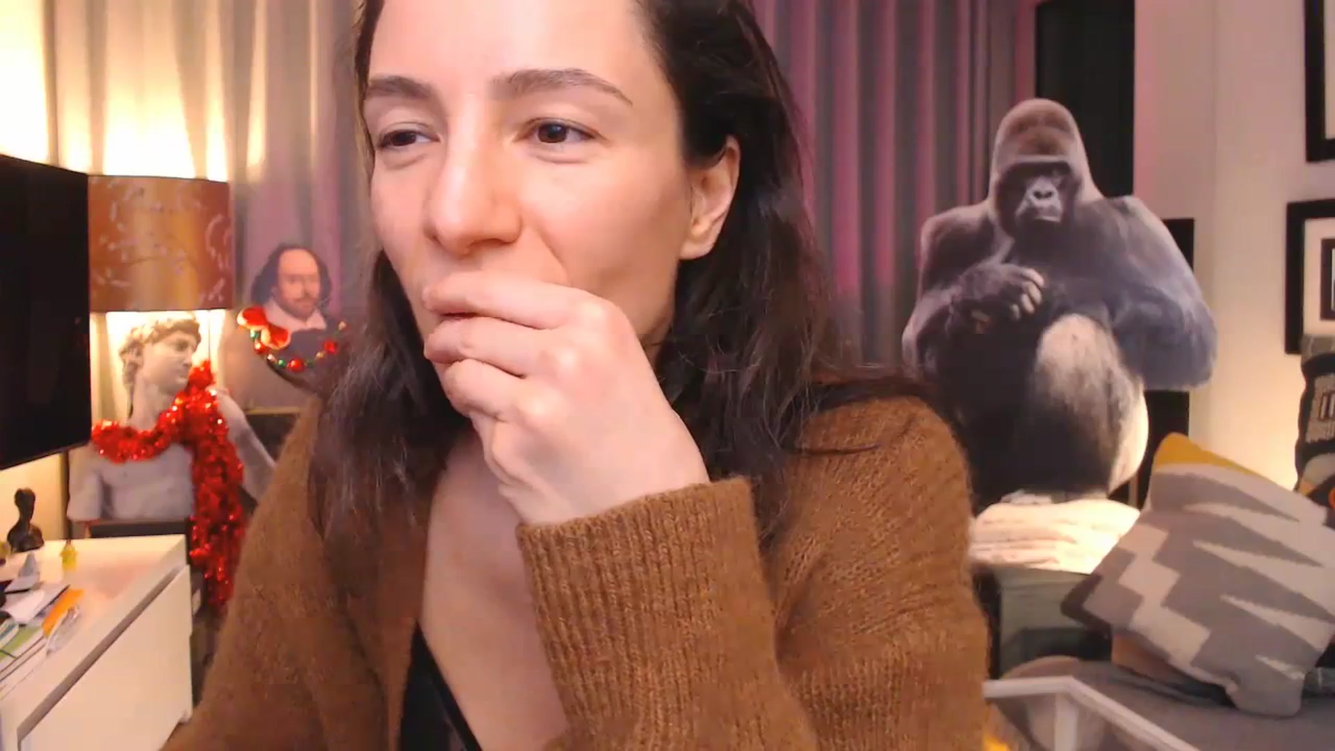 Gallery image thumbnail from Mora_Marvels's myfreecams stream on, 12/27/2023, 03:02 image 18 of 20