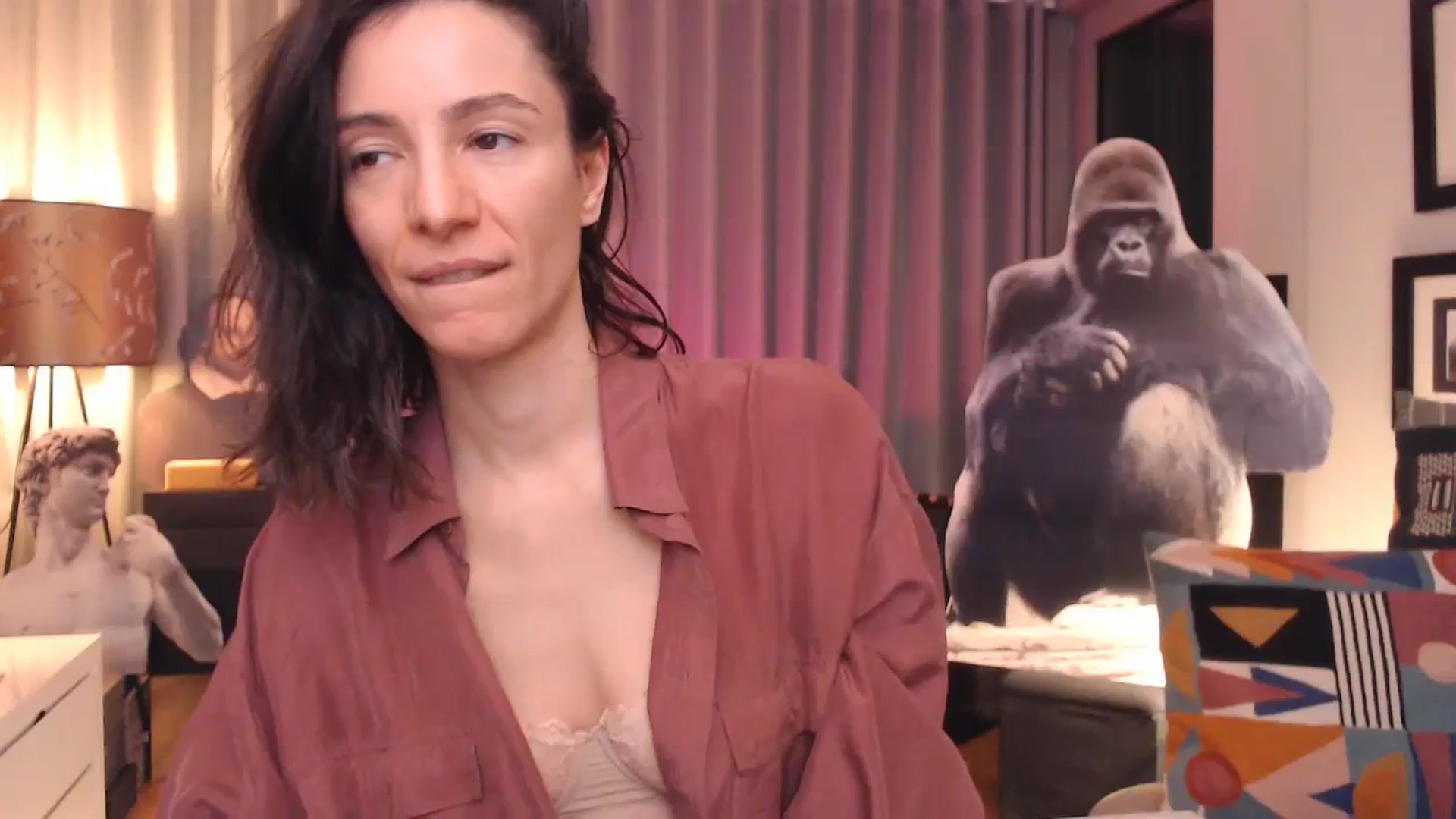 Gallery image thumbnail from Mora_Marvels's myfreecams stream on, 04/16/2024, 24:57 image 7 of 20