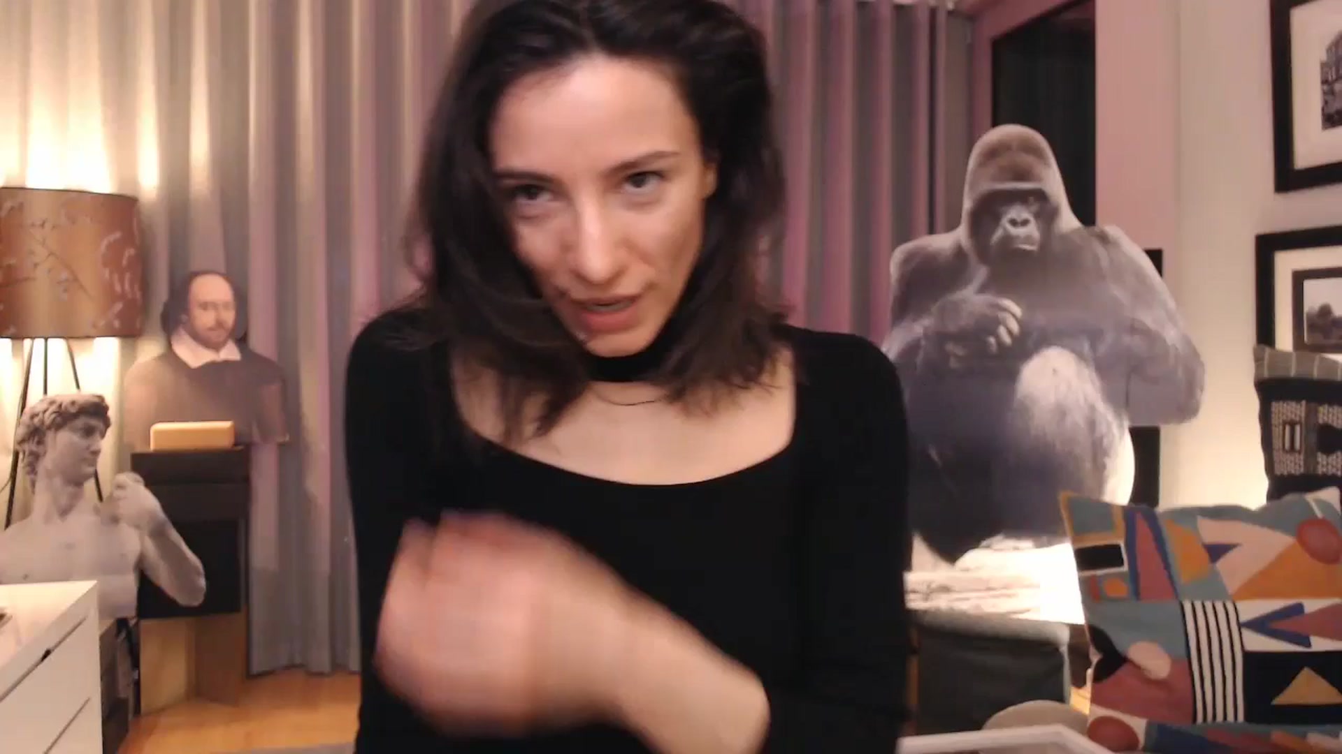 Gallery image thumbnail from Mora_Marvels's myfreecams stream on, 04/19/2024, 01:31 image 13 of 20