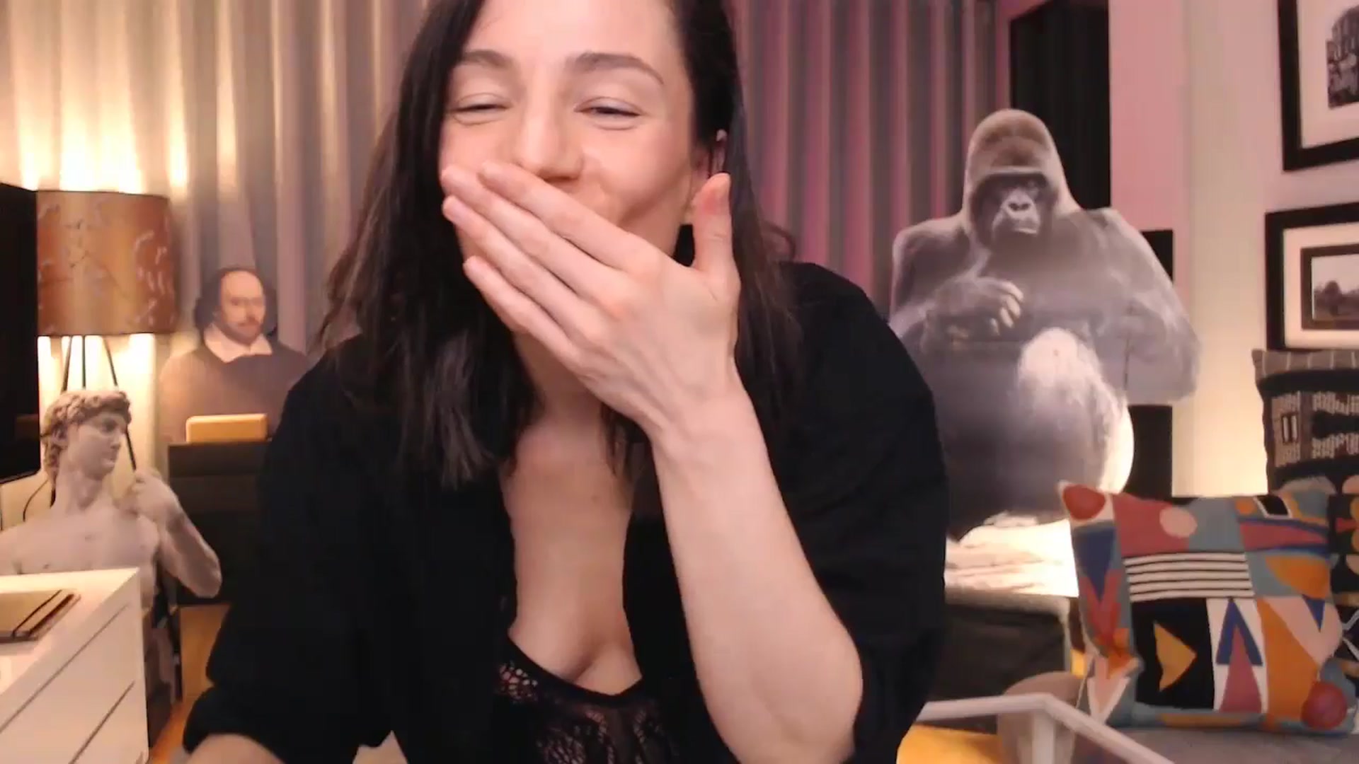 Gallery image thumbnail from Mora_Marvels's myfreecams stream on, 04/27/2024, 01:51 image 15 of 20