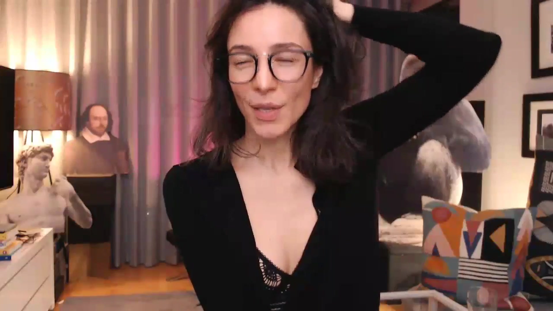Gallery image thumbnail from Mora_Marvels's myfreecams stream on, 06/16/2024, 02:48 image 11 of 20