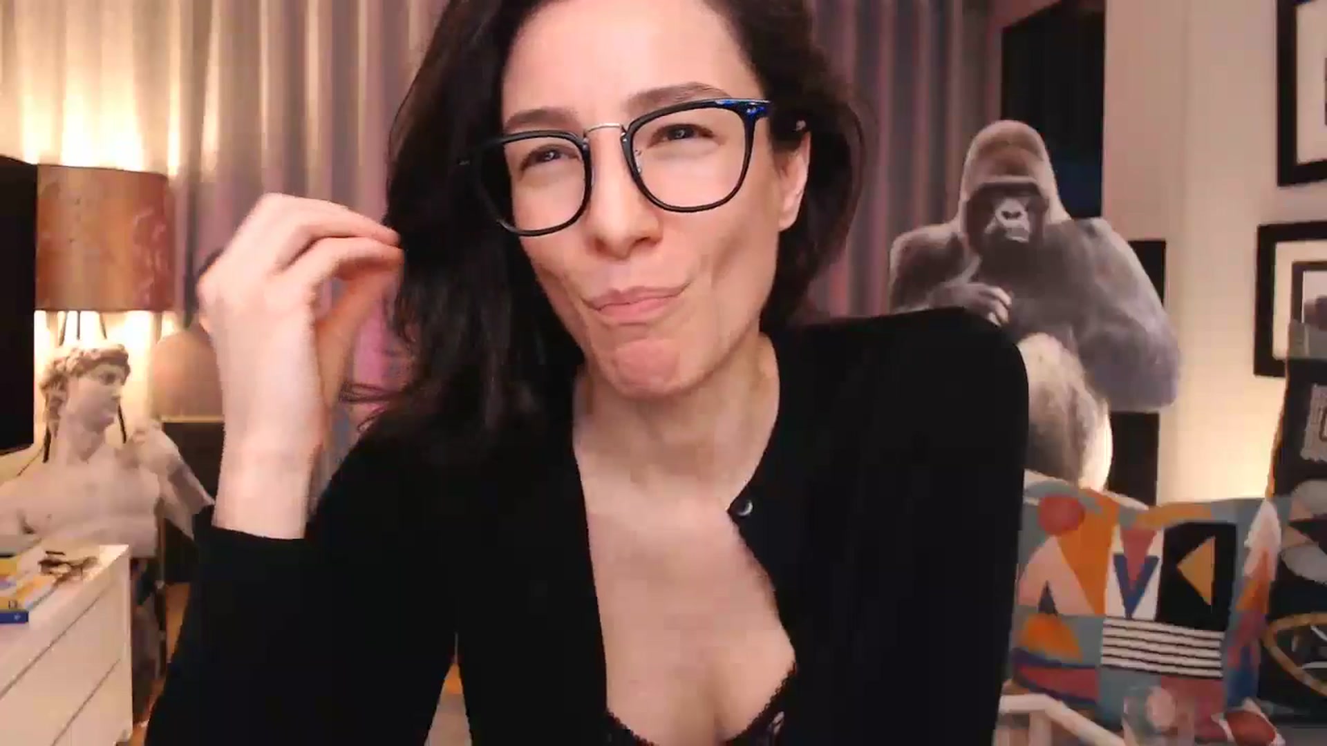 Gallery image thumbnail from Mora_Marvels's myfreecams stream on, 06/16/2024, 02:48 image 10 of 20