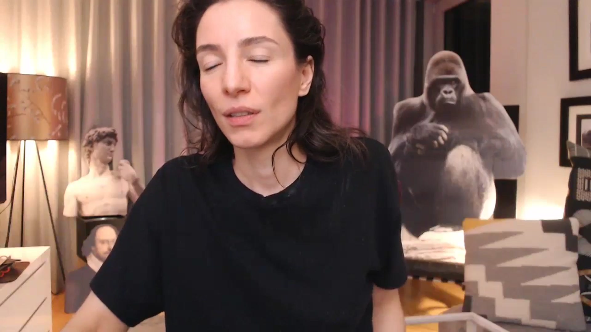 Gallery image thumbnail from Mora_Marvels's myfreecams stream on, 06/25/2024, 01:45 image 3 of 20
