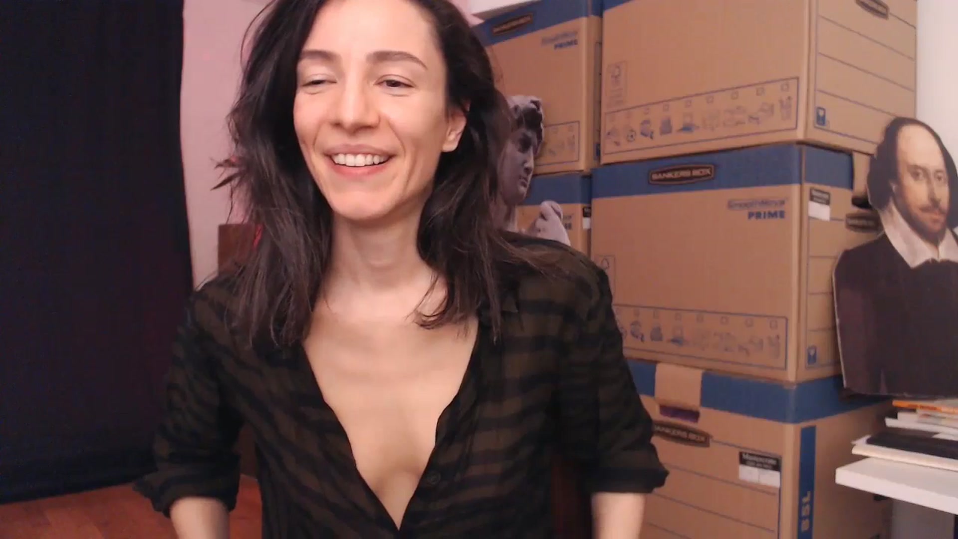 Gallery image thumbnail from Mora_Marvels's myfreecams stream on, 07/09/2024, 02:26 image 13 of 20