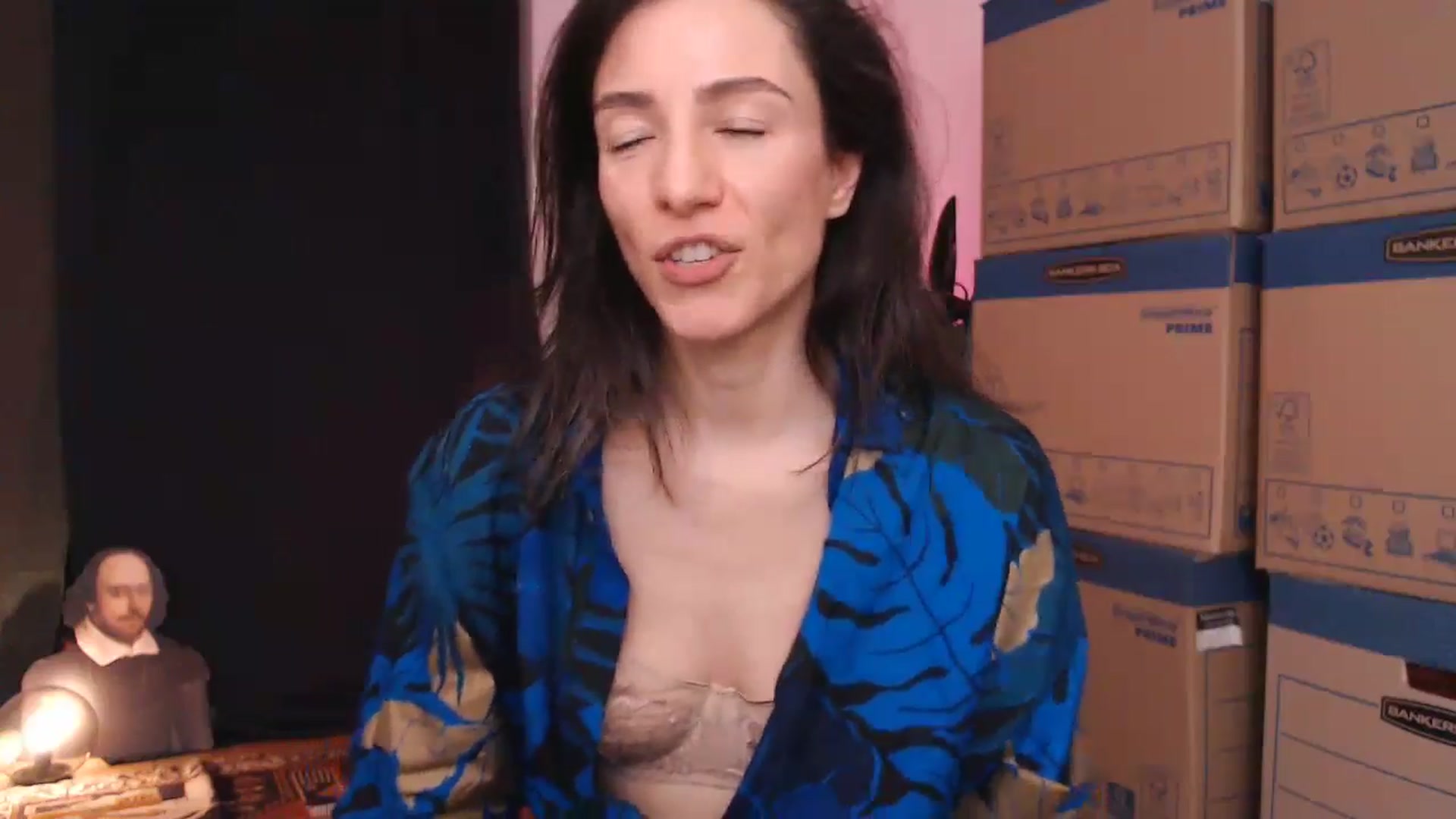 Gallery image thumbnail from Mora_Marvels's myfreecams stream on, 07/16/2024, 02:01 image 4 of 20