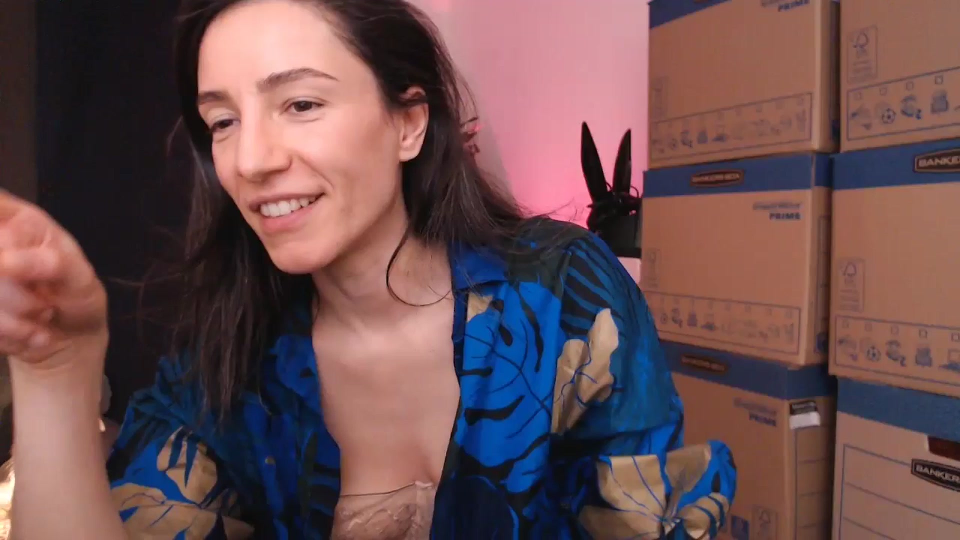 Gallery image thumbnail from Mora_Marvels's myfreecams stream on, 07/16/2024, 02:01 image 1 of 20