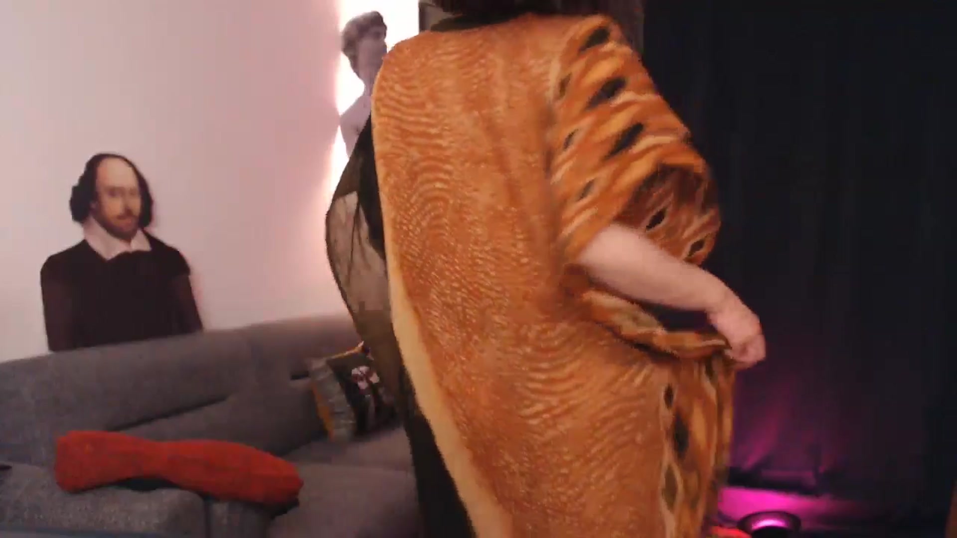 Gallery image thumbnail from Mora_Marvels's myfreecams stream on, 08/11/2024, 02:30 image 2 of 20