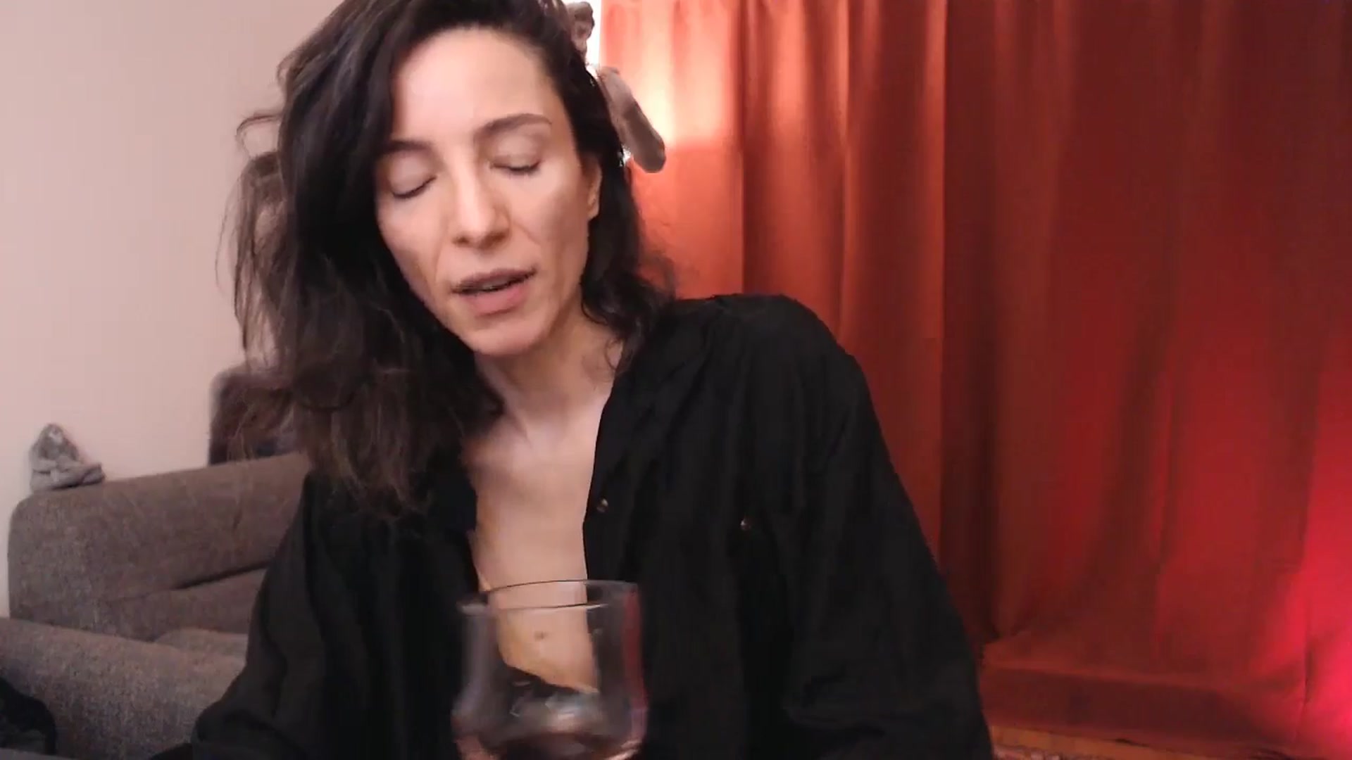 Gallery image thumbnail from Mora_Marvels's myfreecams stream on, 10/29/2024, 24:28 image 13 of 20